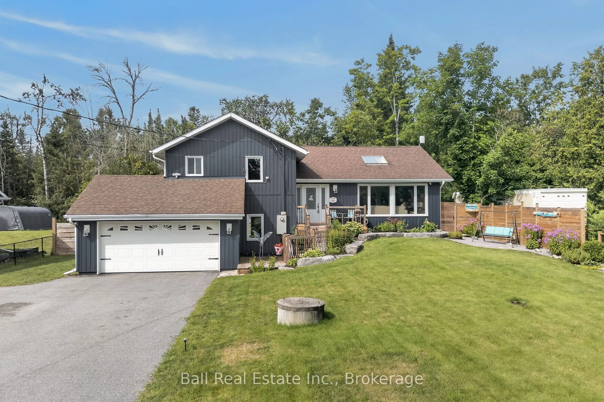 118 Echo Bay Road E