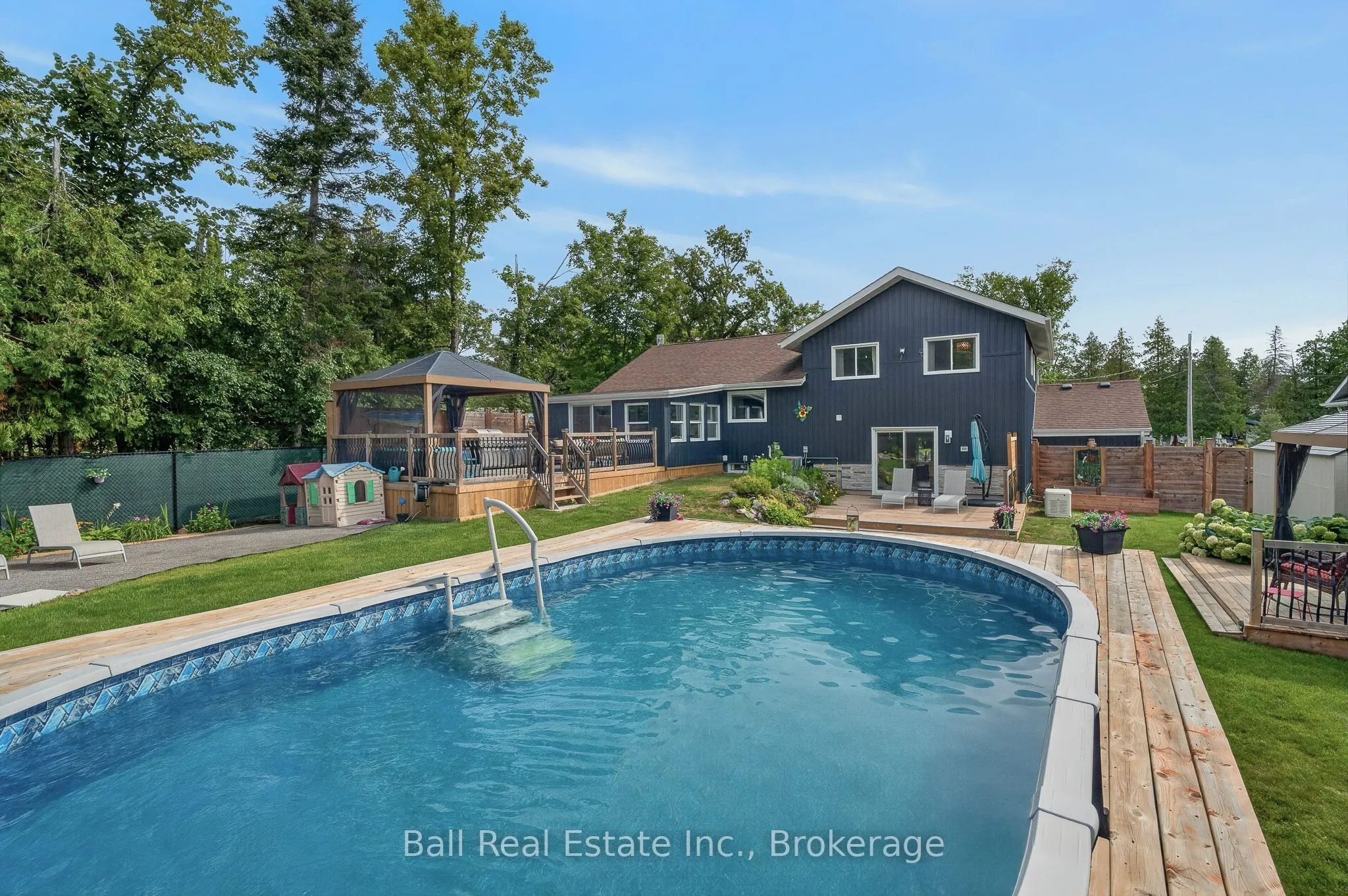 118 Echo Bay Road E