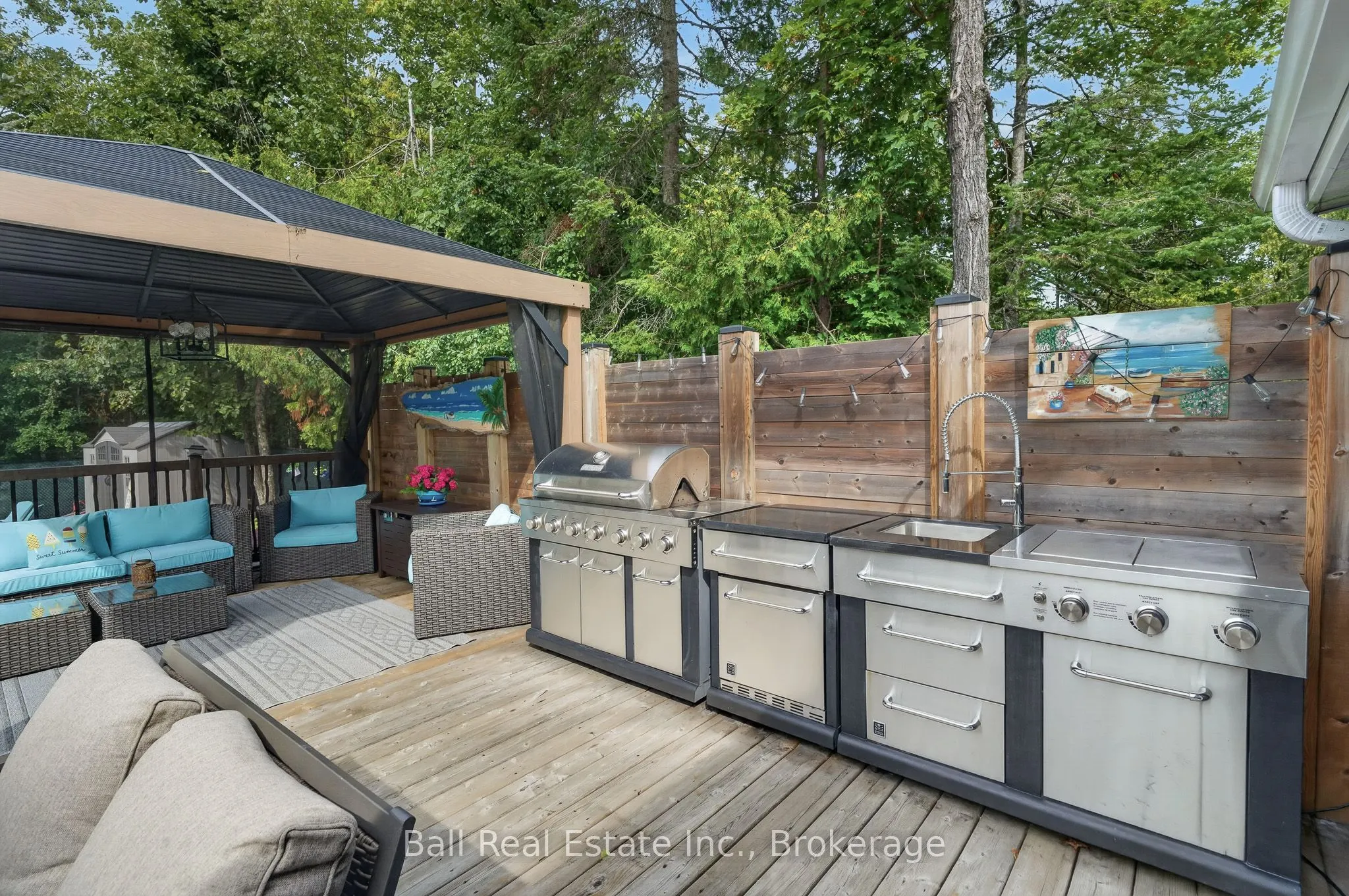118 Echo Bay Road E