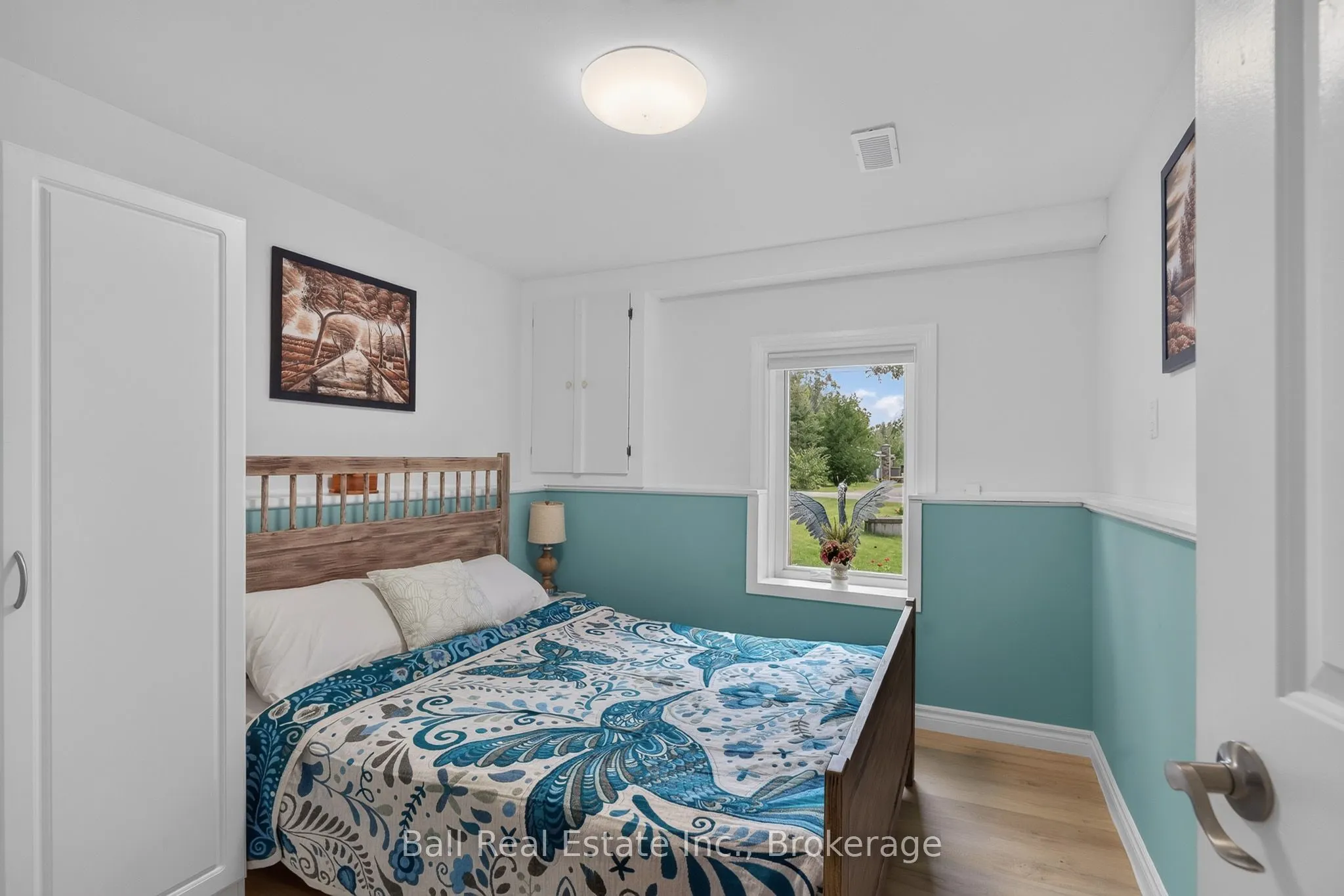 118 Echo Bay Road E