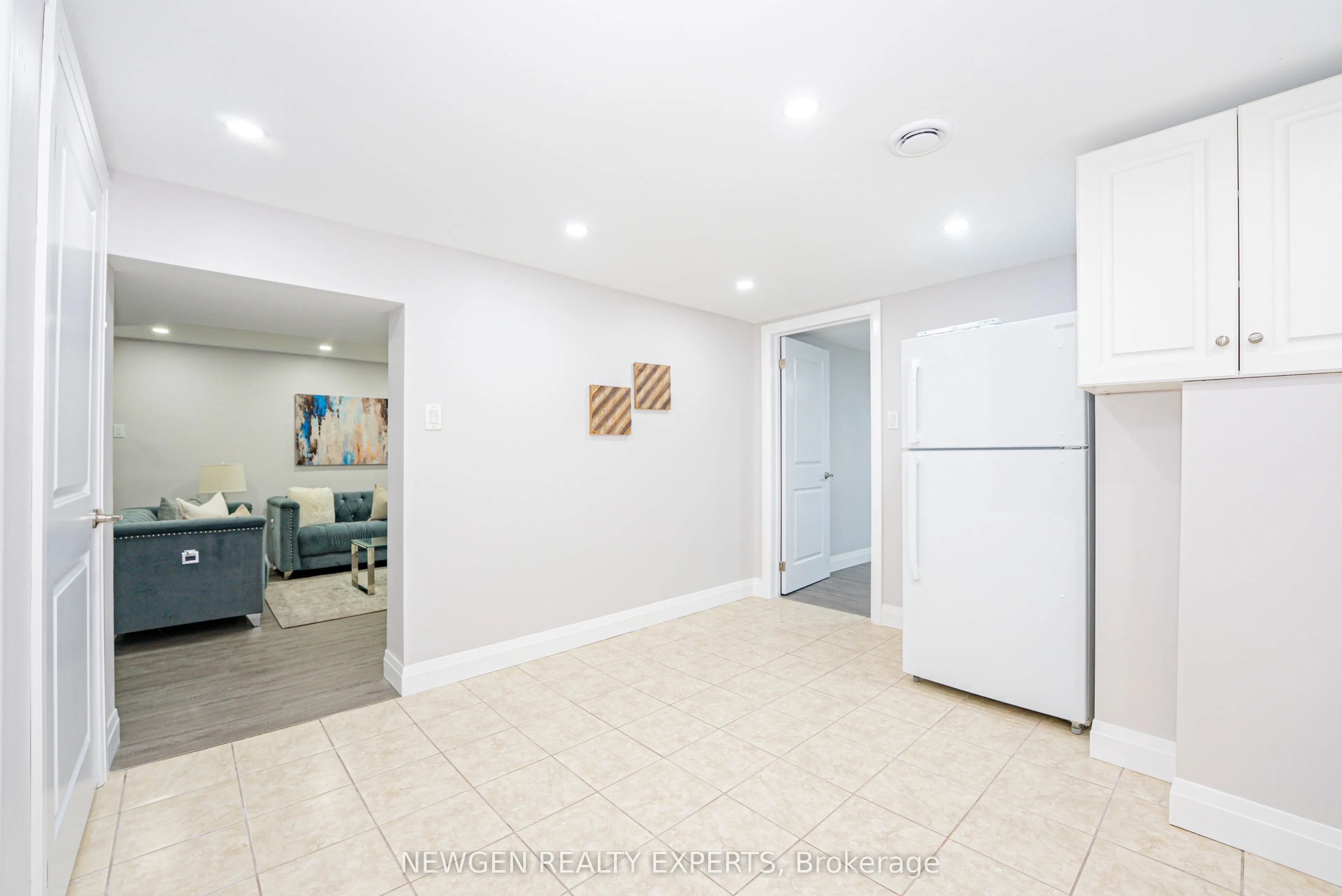 4443 Dorchester Road