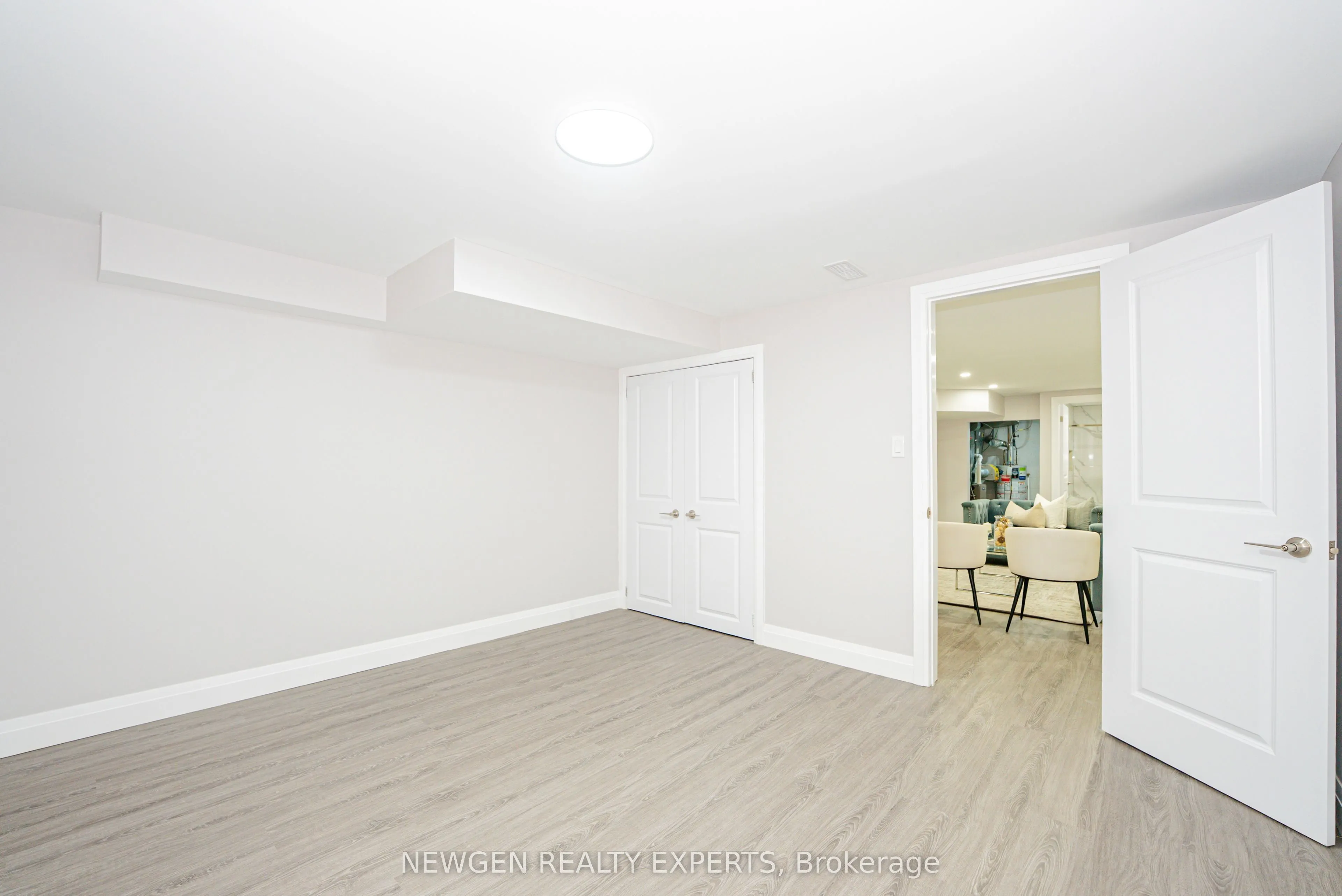 4443 Dorchester Road