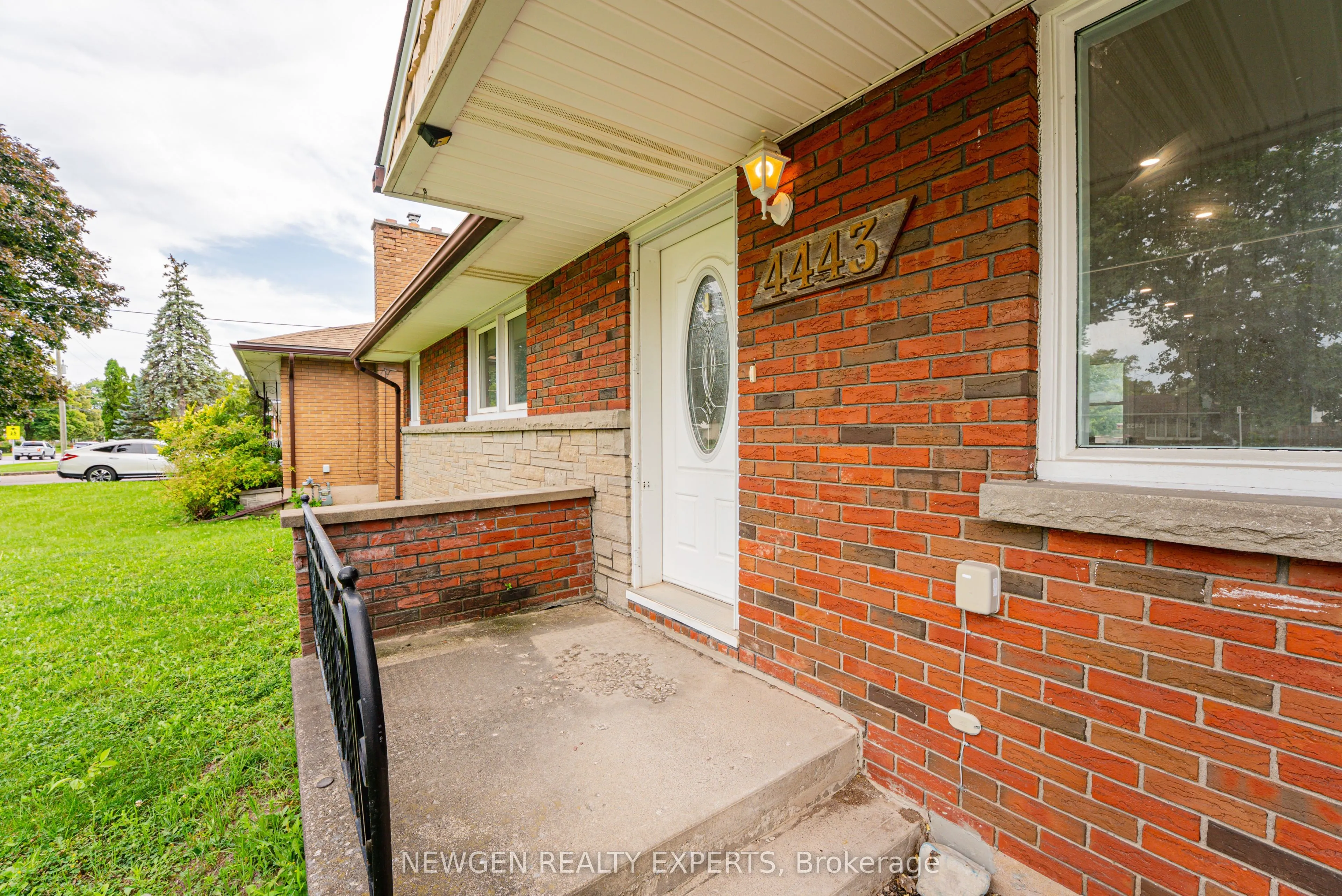 4443 Dorchester Road