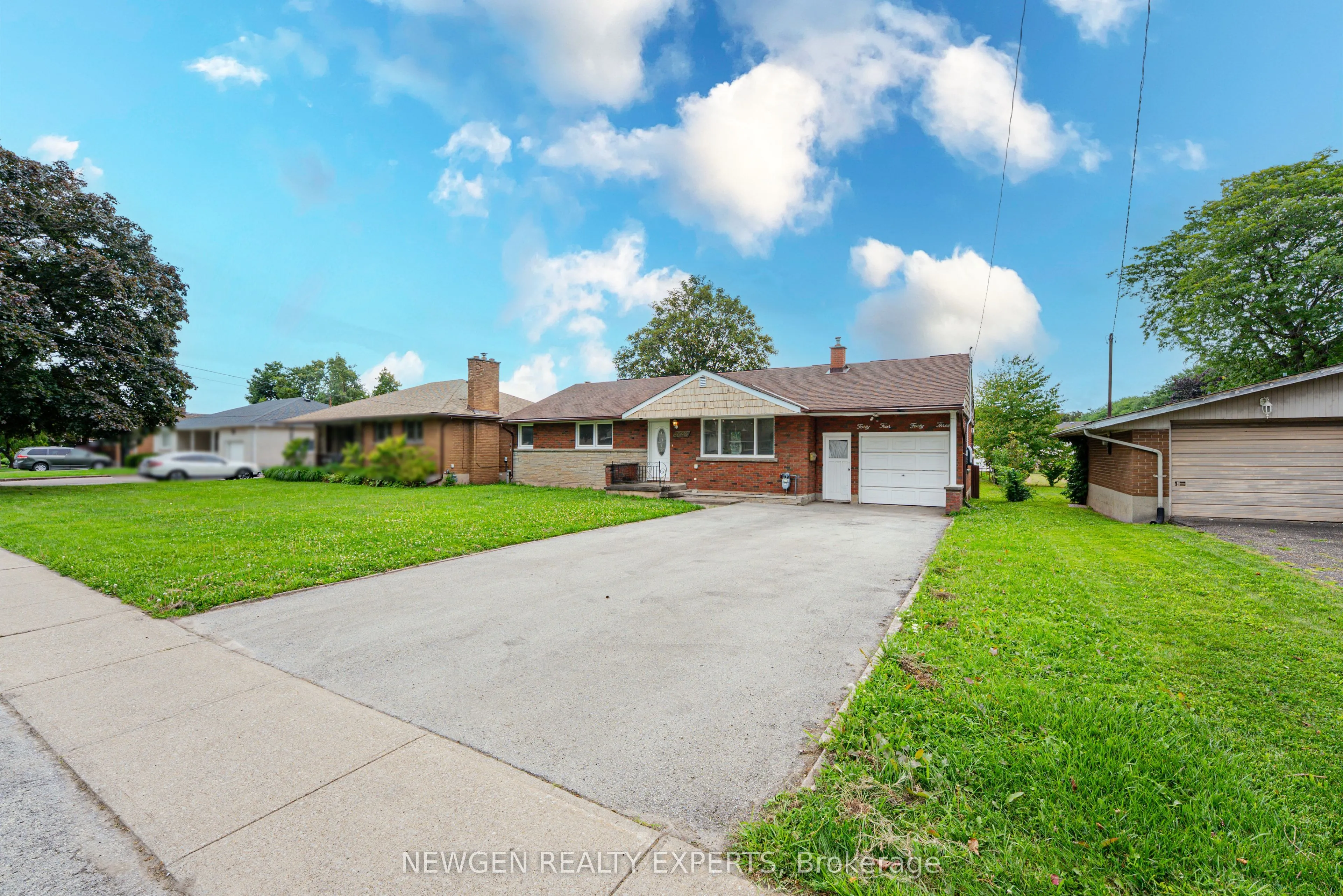 4443 Dorchester Road