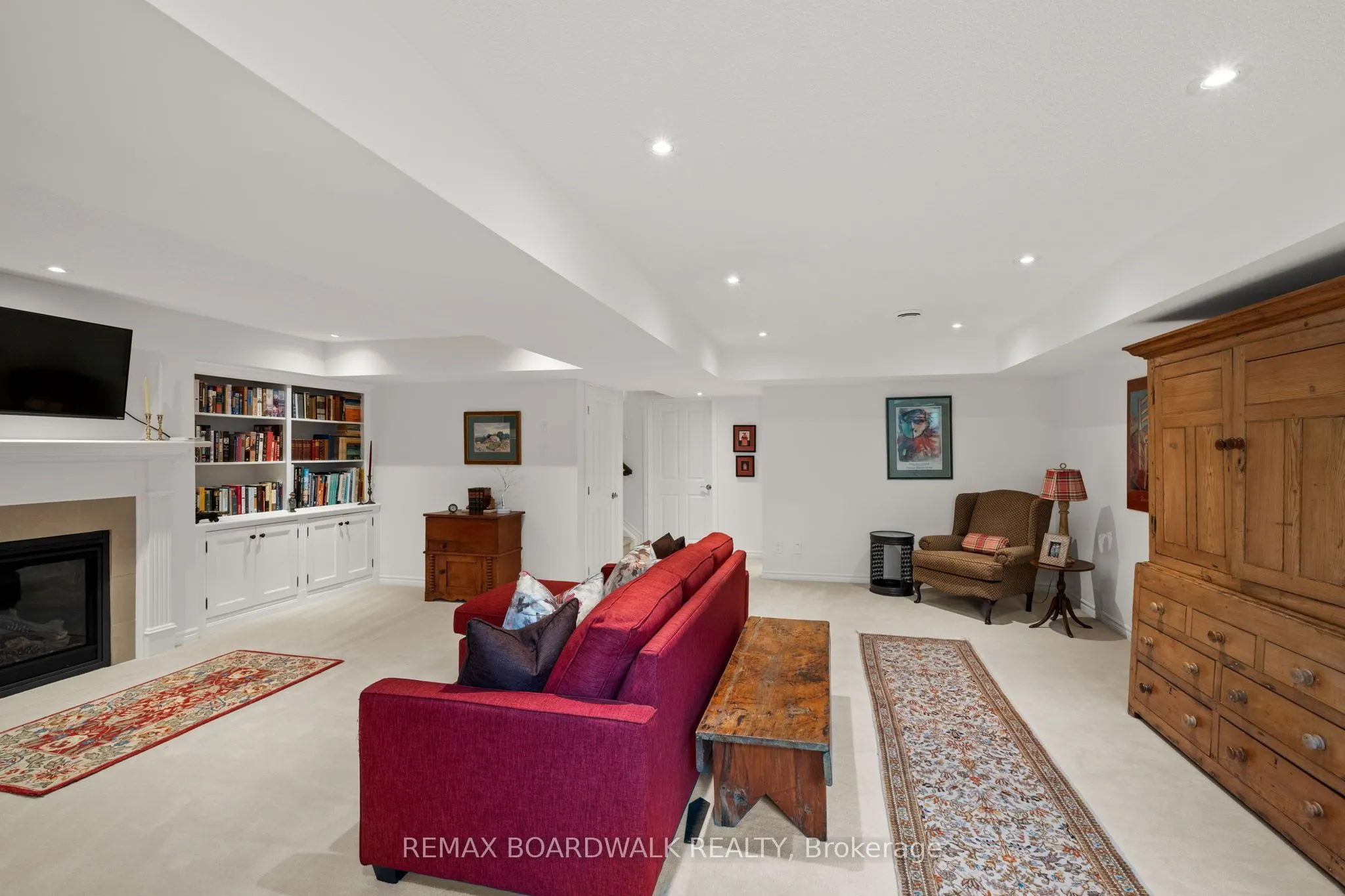 147 Oxford Street W