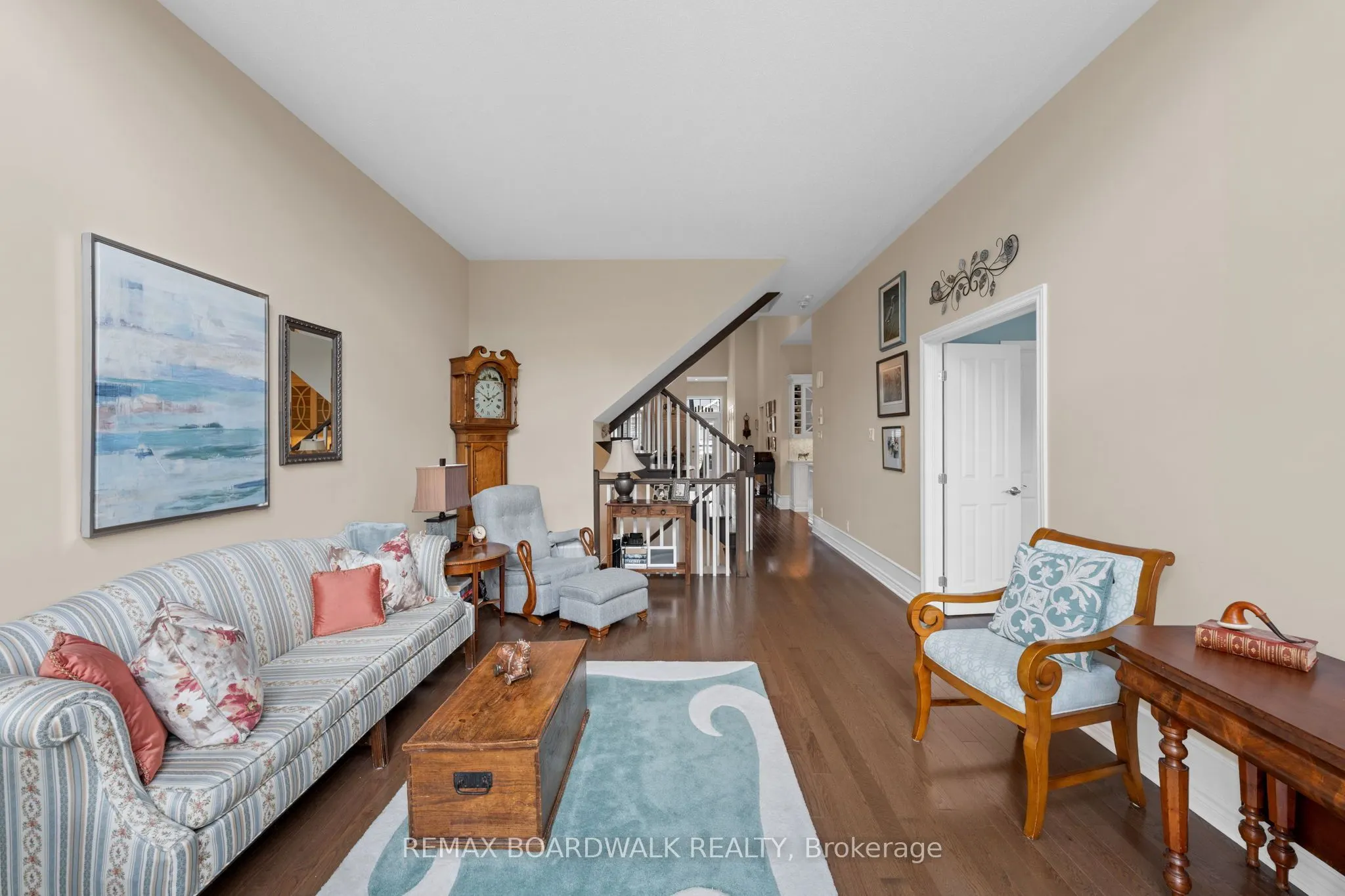 147 Oxford Street W