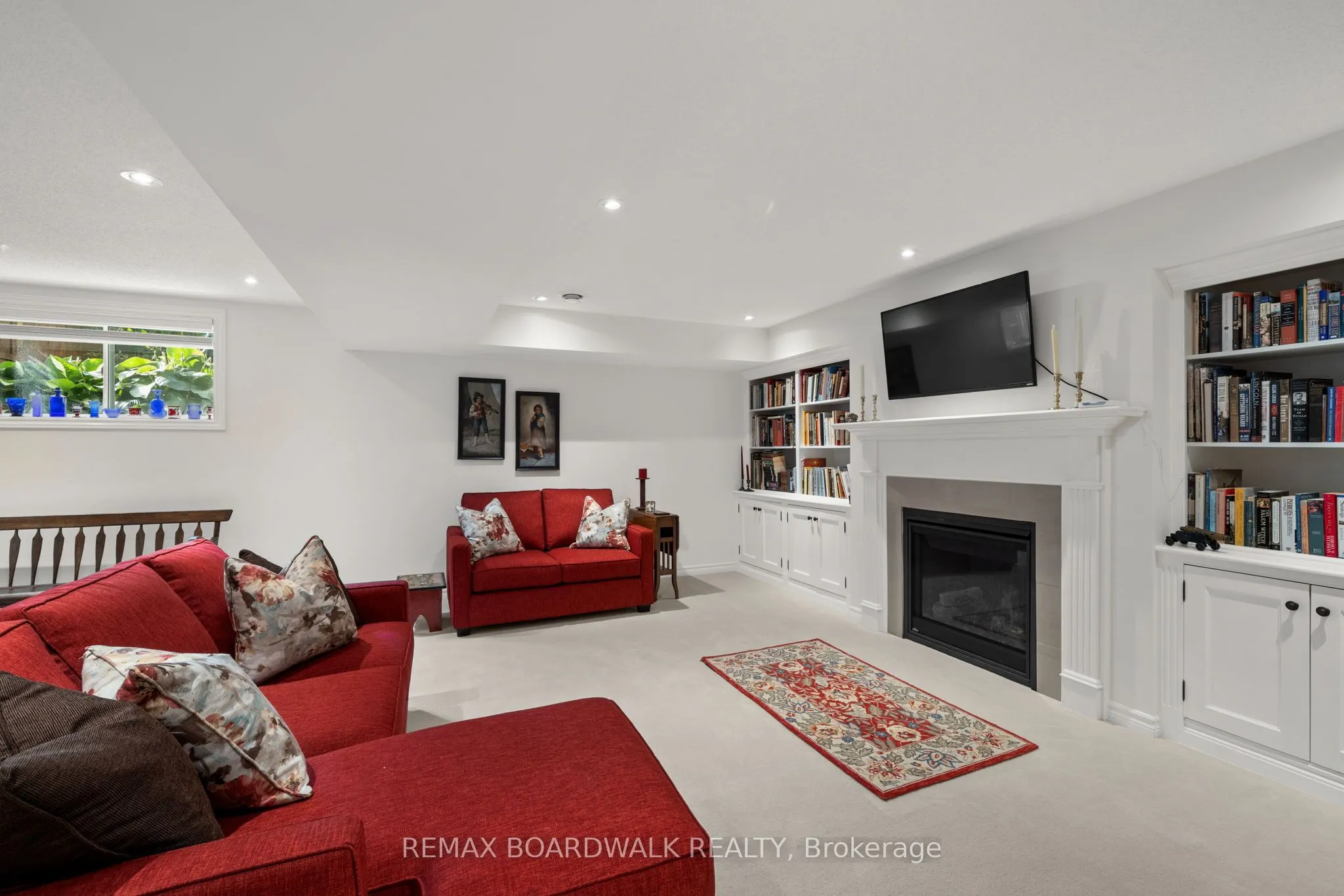 147 Oxford Street W