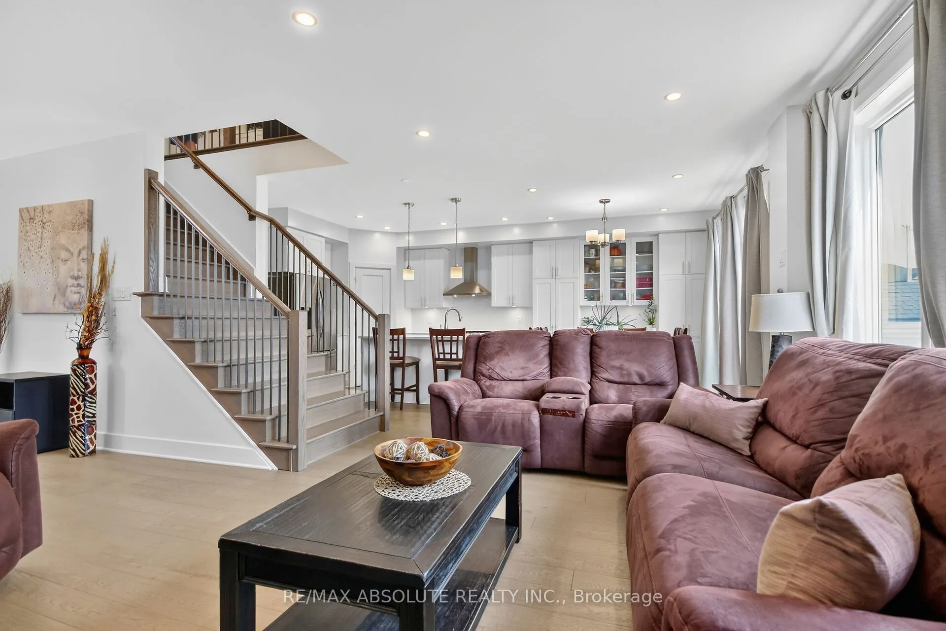 674 Parade Drive