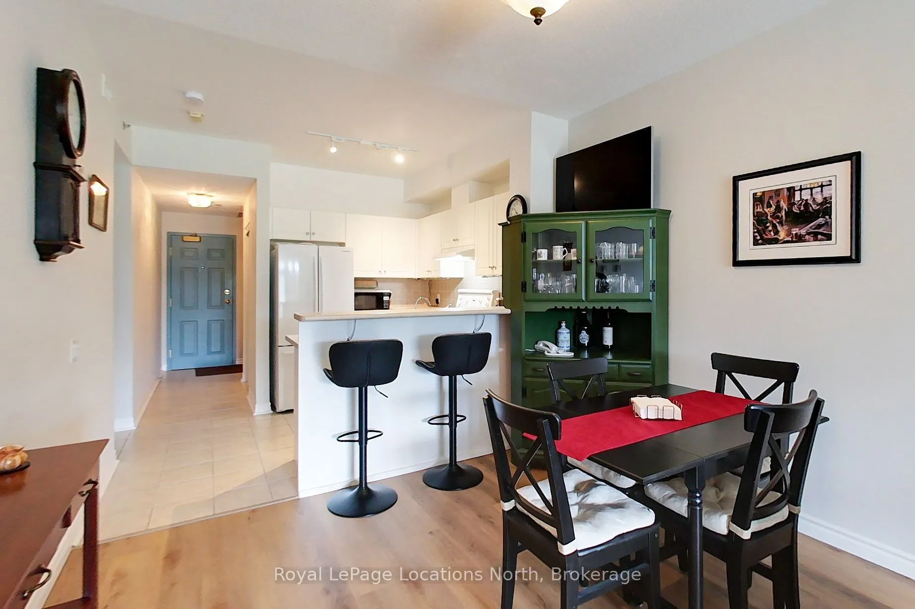 34 Bayfield Street #208