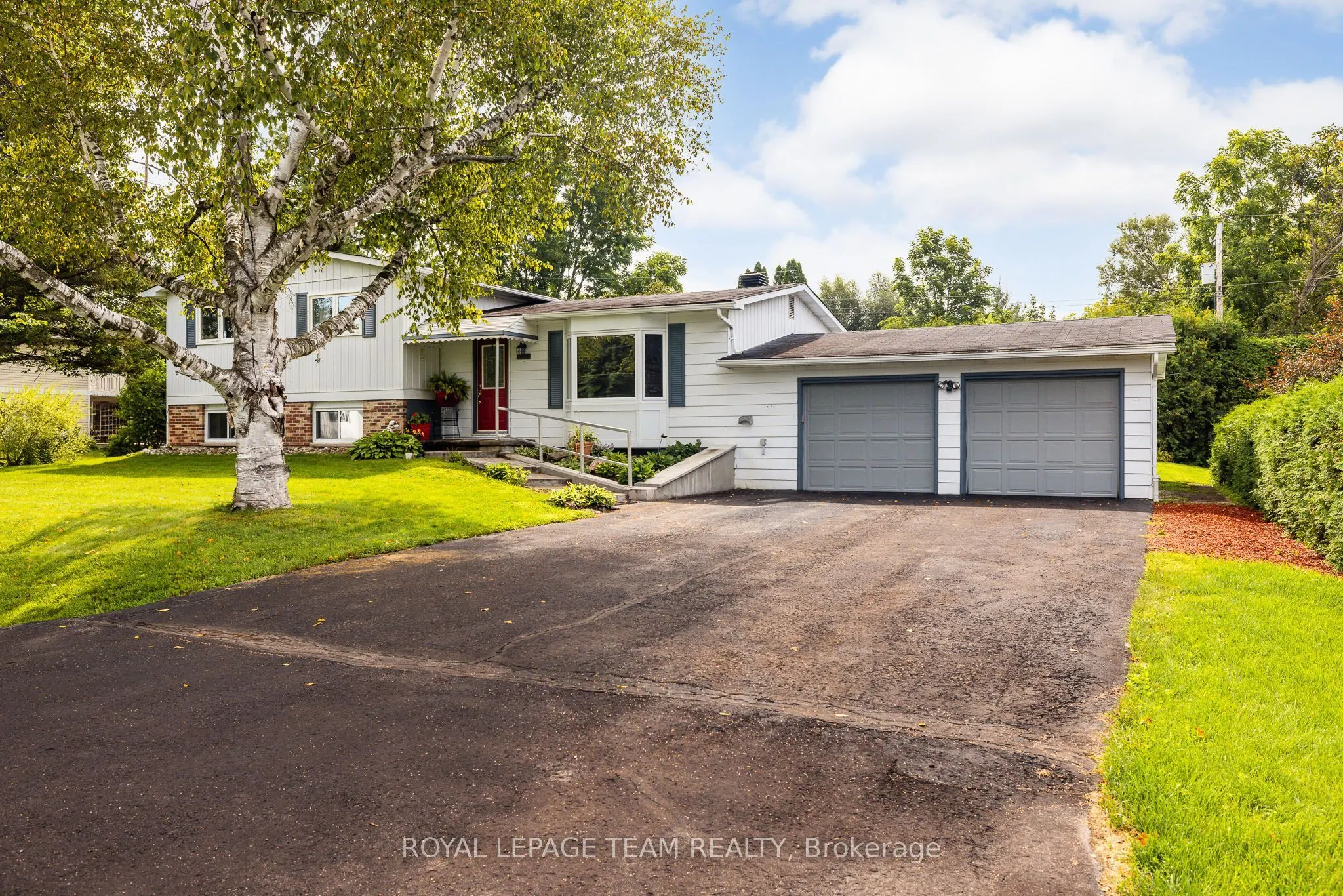 1016 Boucher Crescent