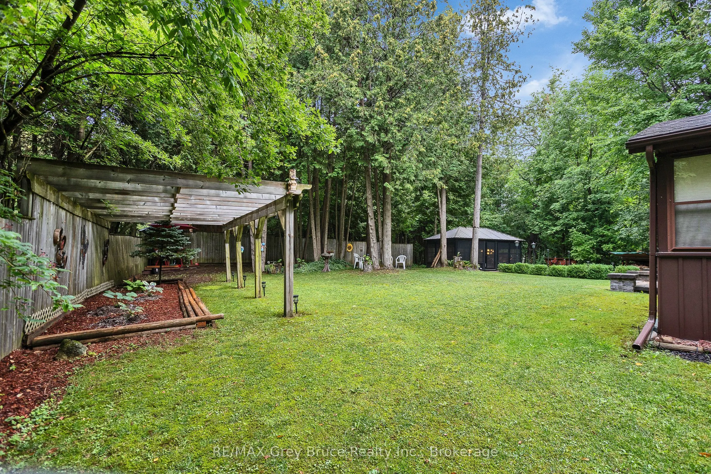 263617 Southgate 26 Road