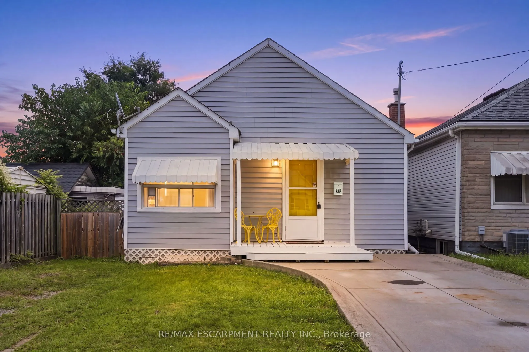 328 Woodward Avenue