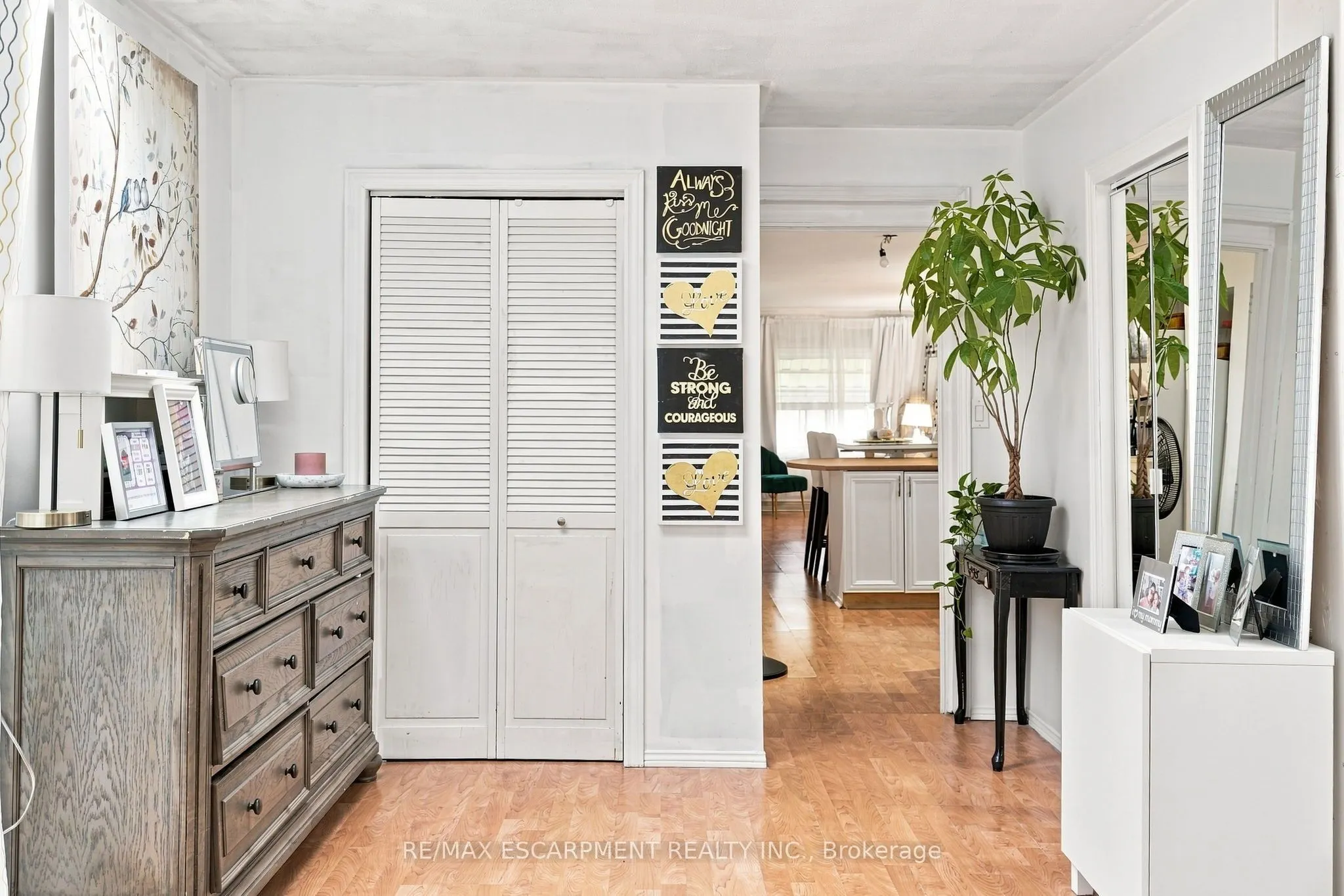 328 Woodward Avenue