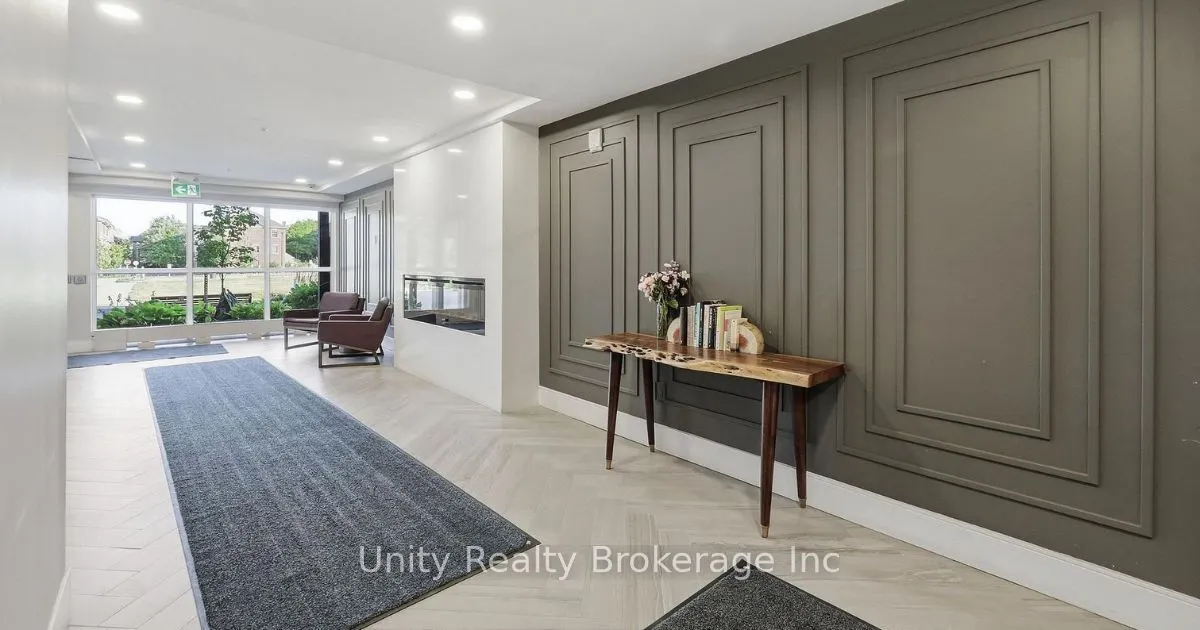 15 Prince Albert Boulevard #312