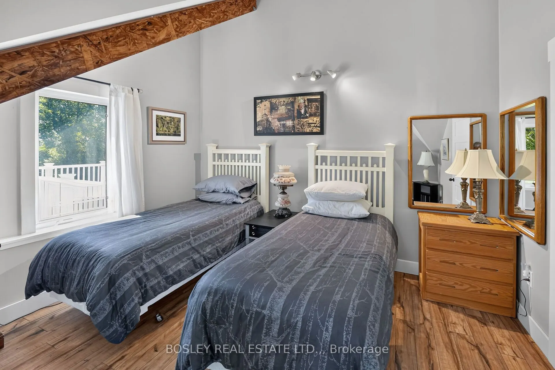 1073 CONCESSION 2 ROAD