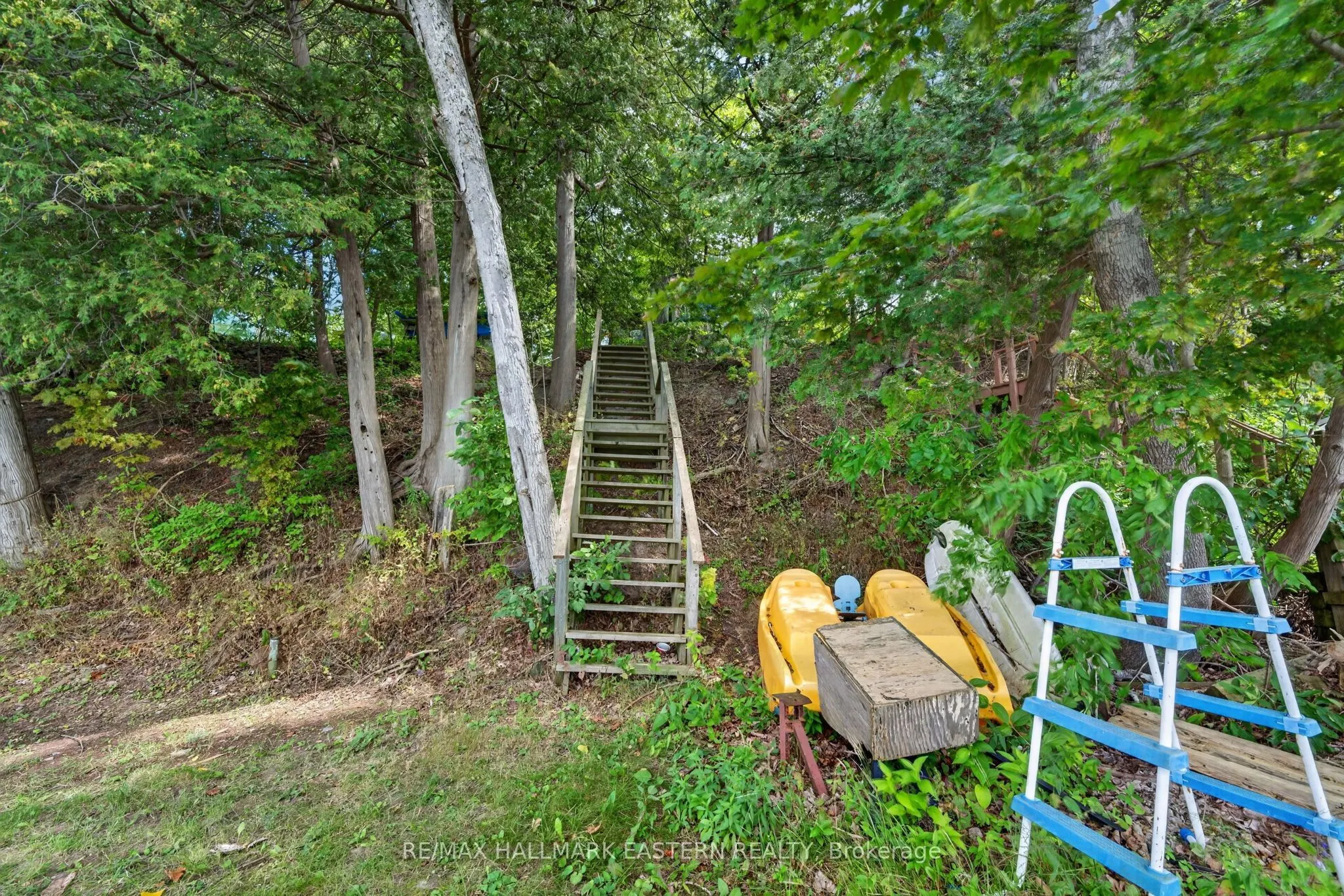 422 Island View Road #9