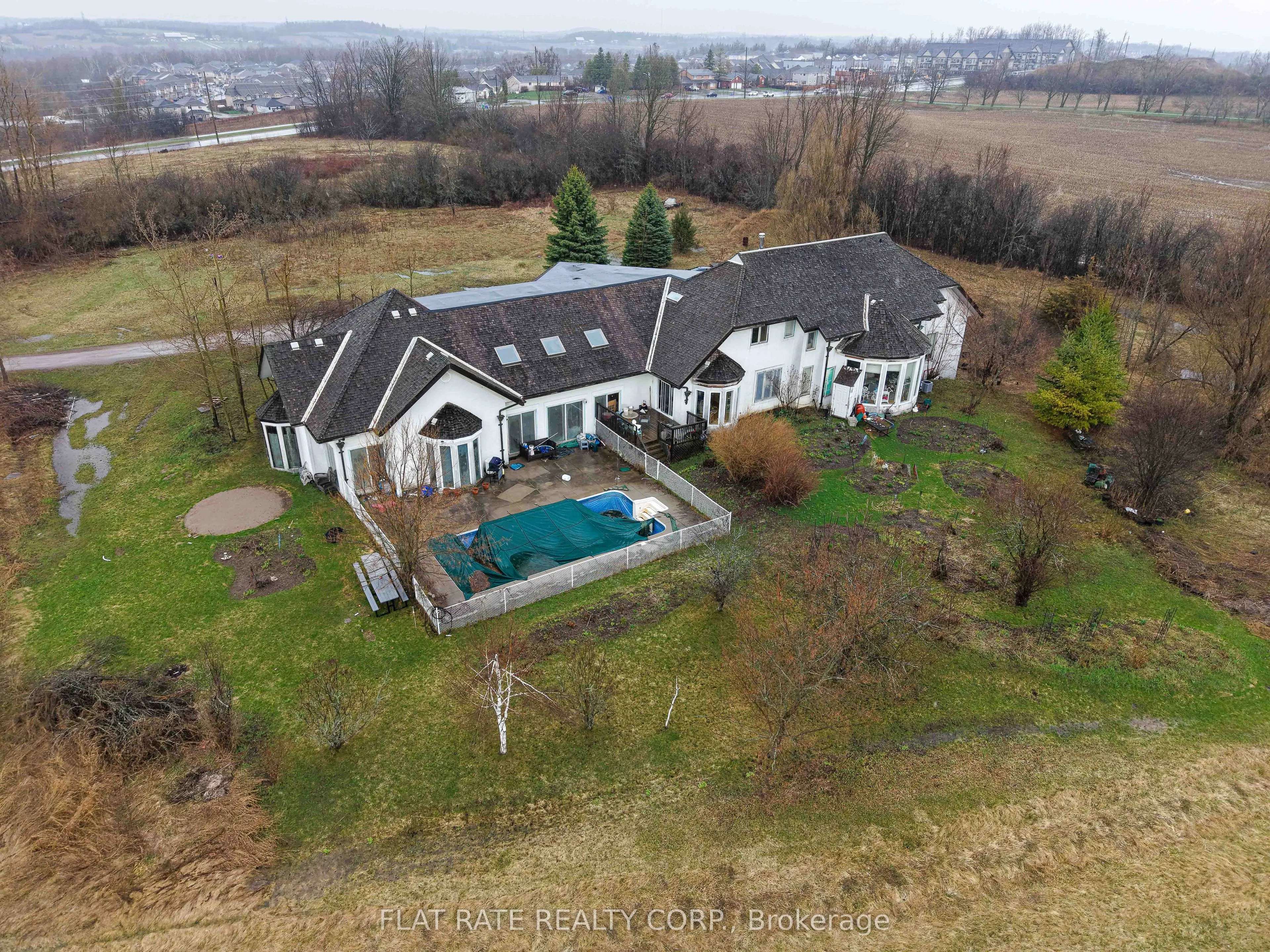 1315 Parkhill Road W
