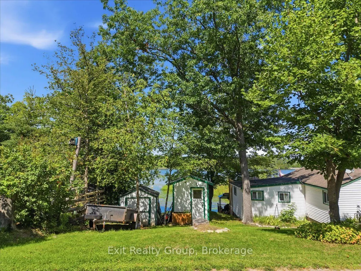 82 Canal Road