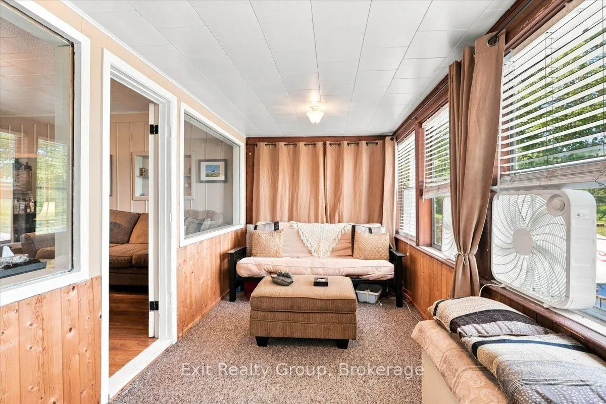82 Canal Road