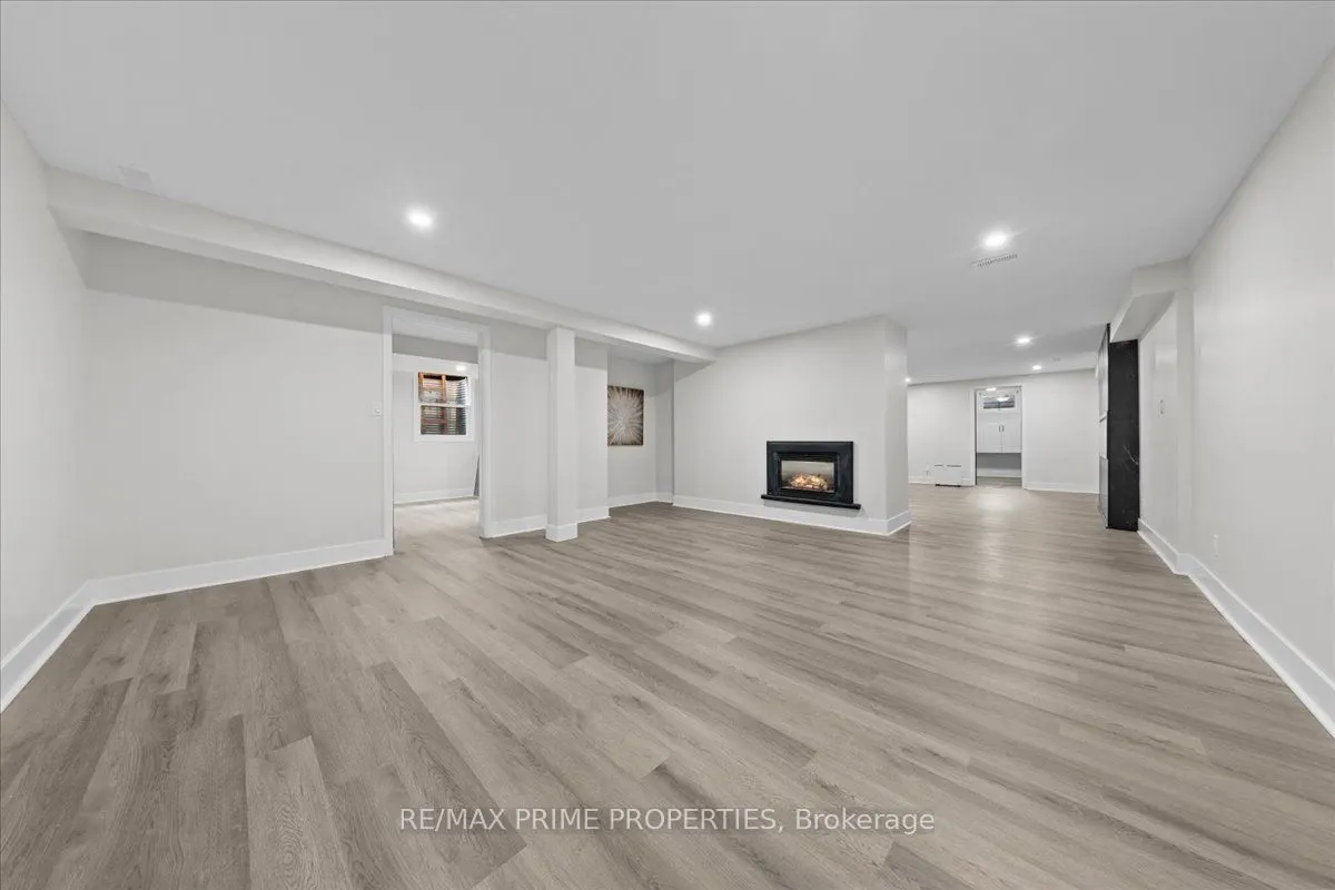 6636 Marina Drive