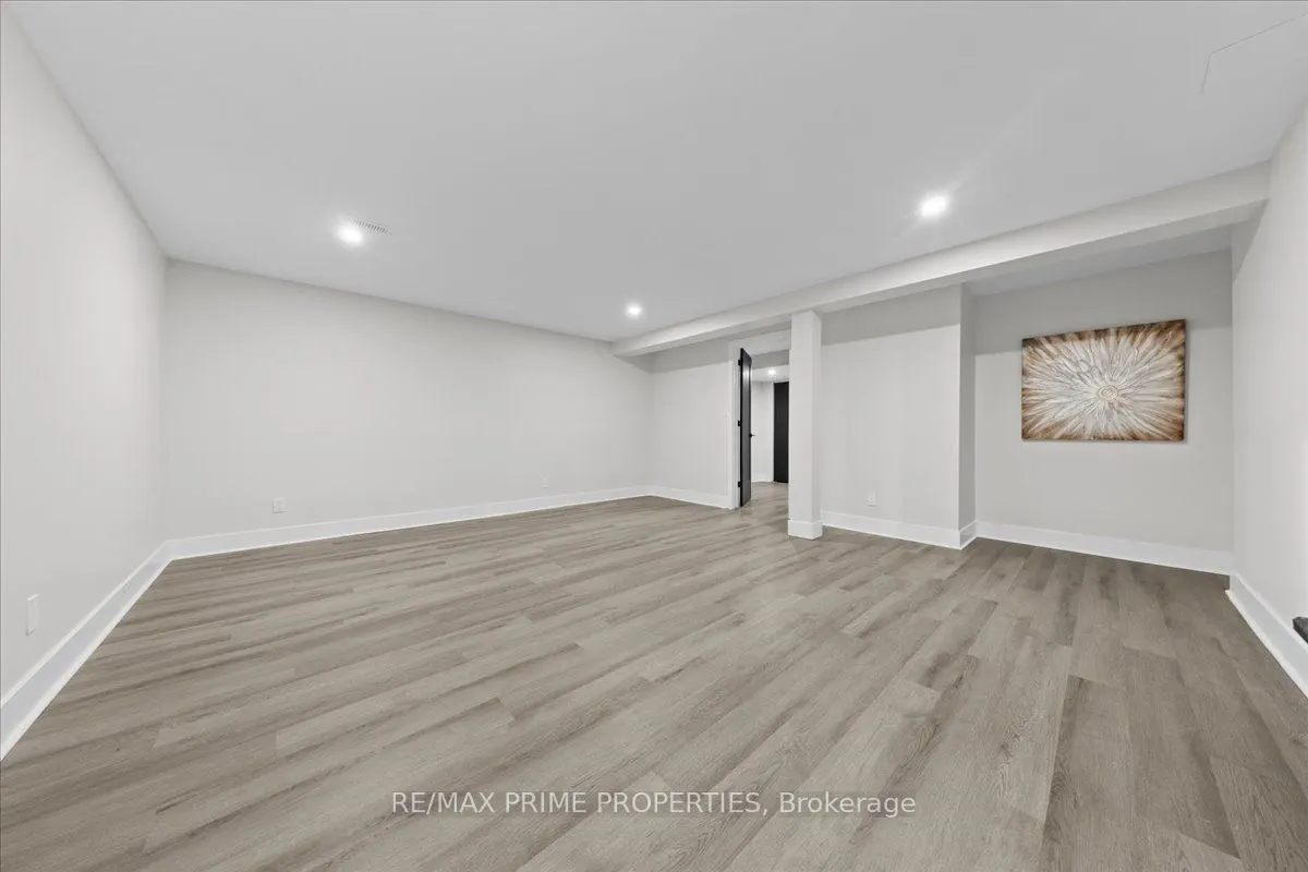 6636 Marina Drive