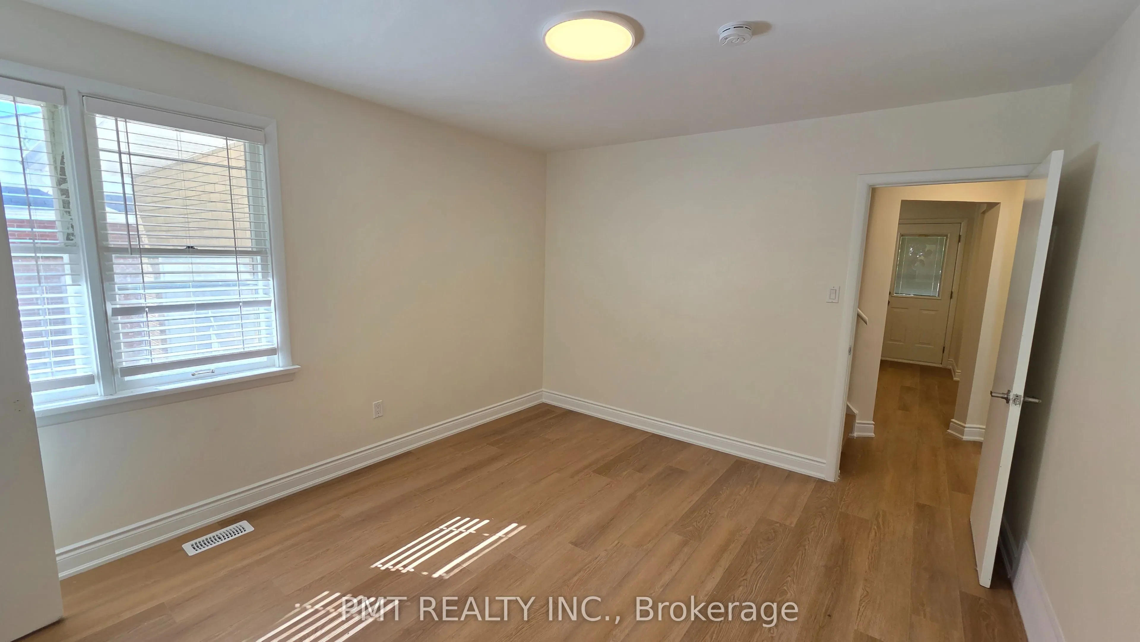 143 Elgin Crescent