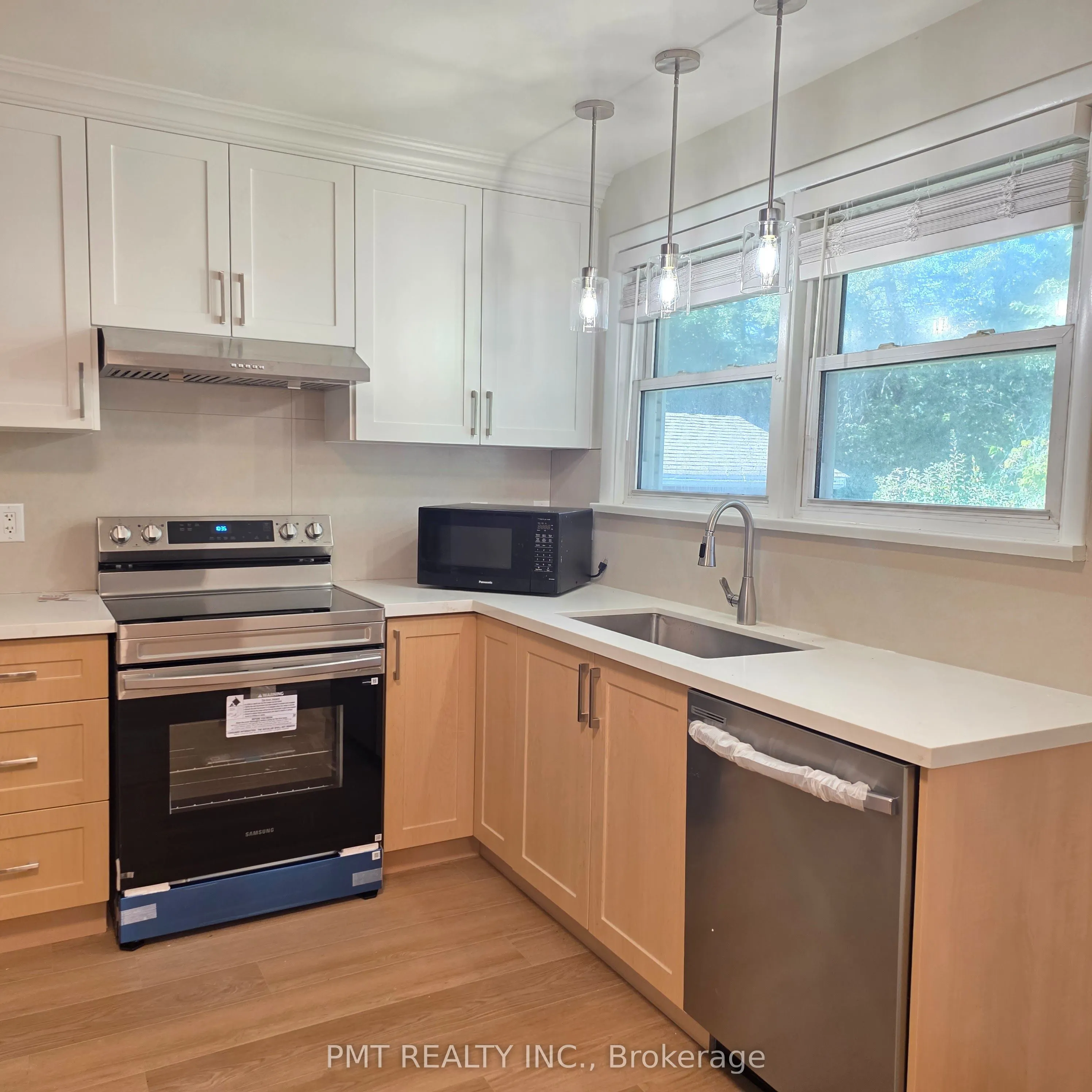 143 Elgin Crescent