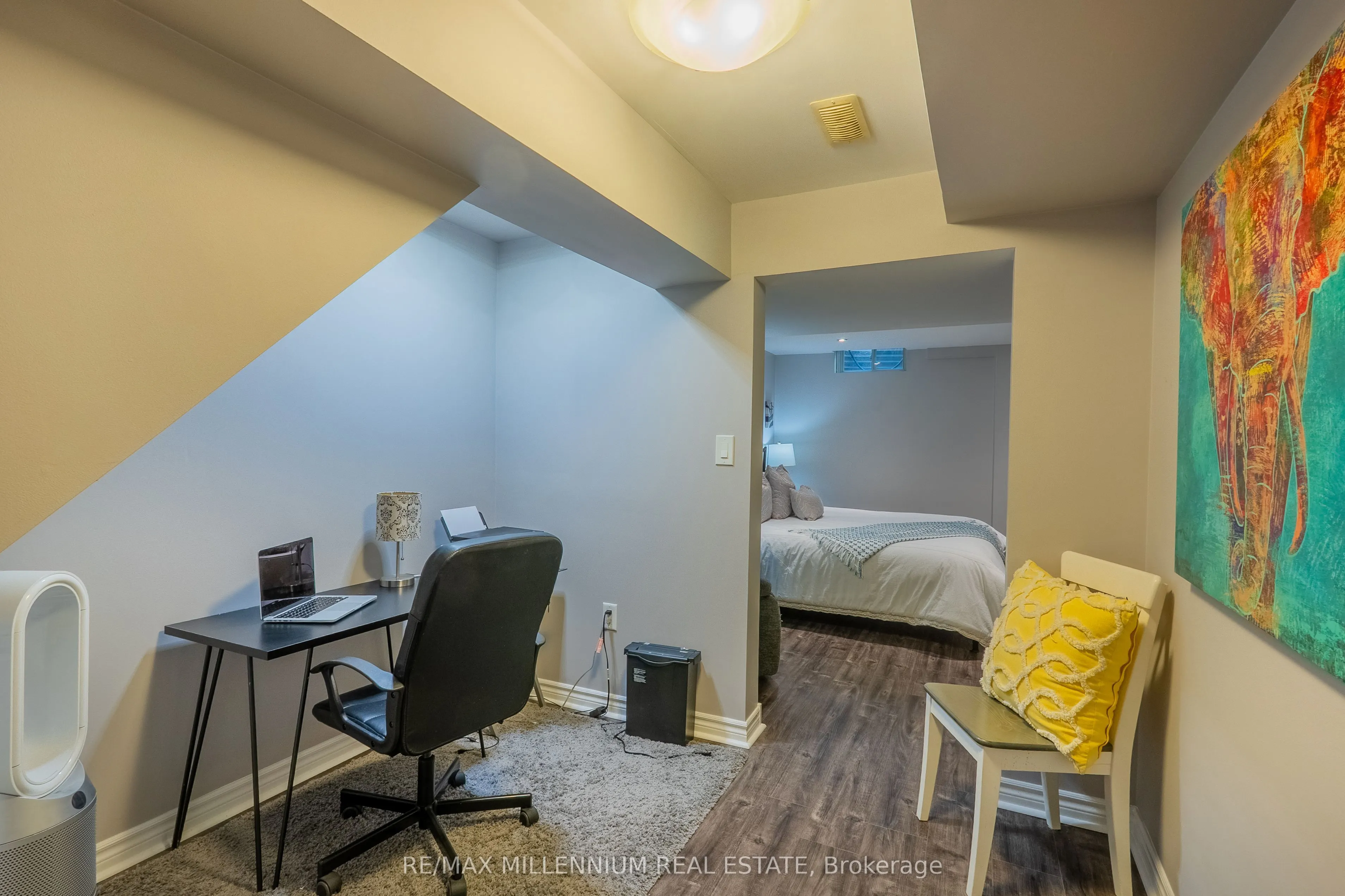 230 Meadowbrook Drive #11