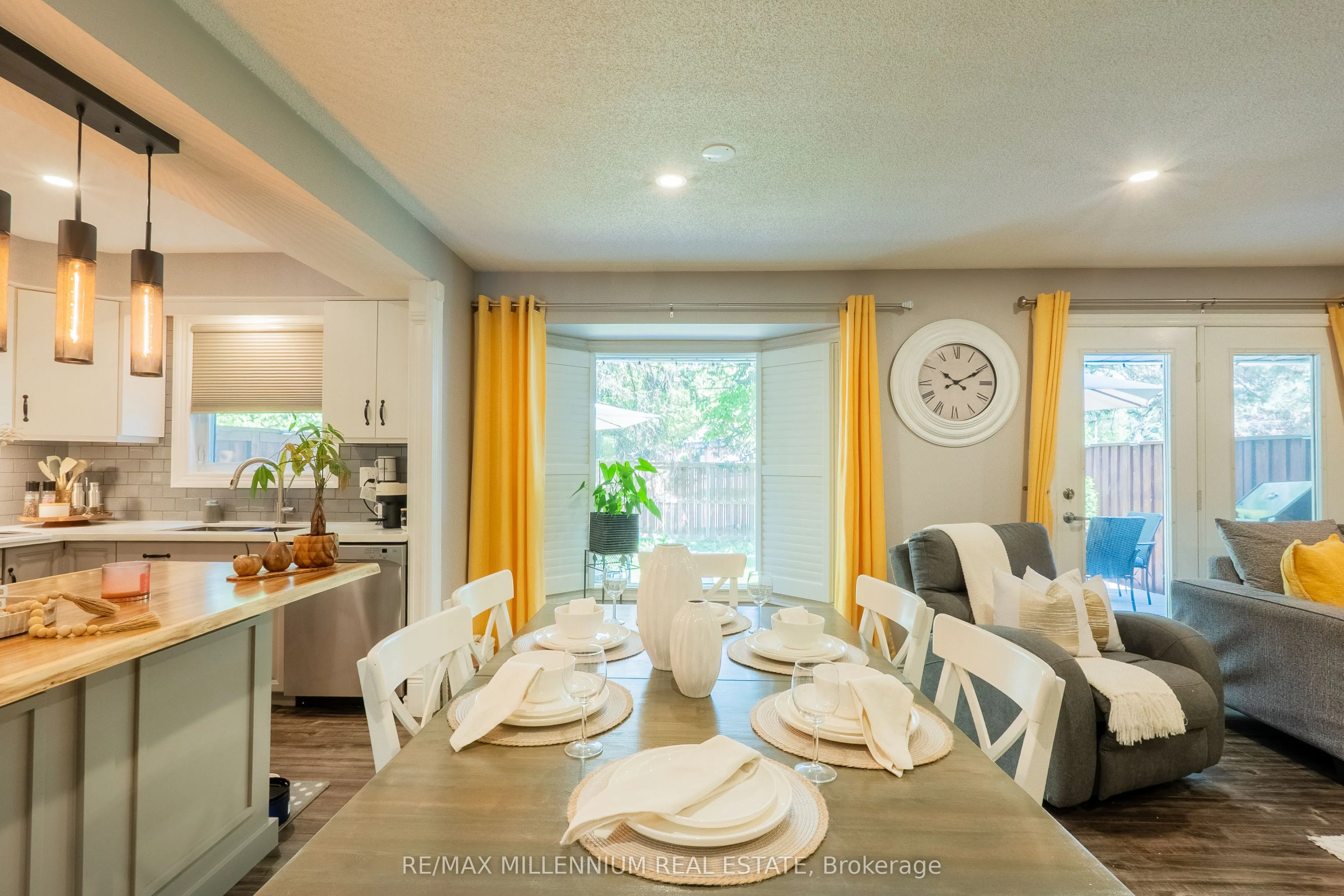 230 Meadowbrook Drive #11