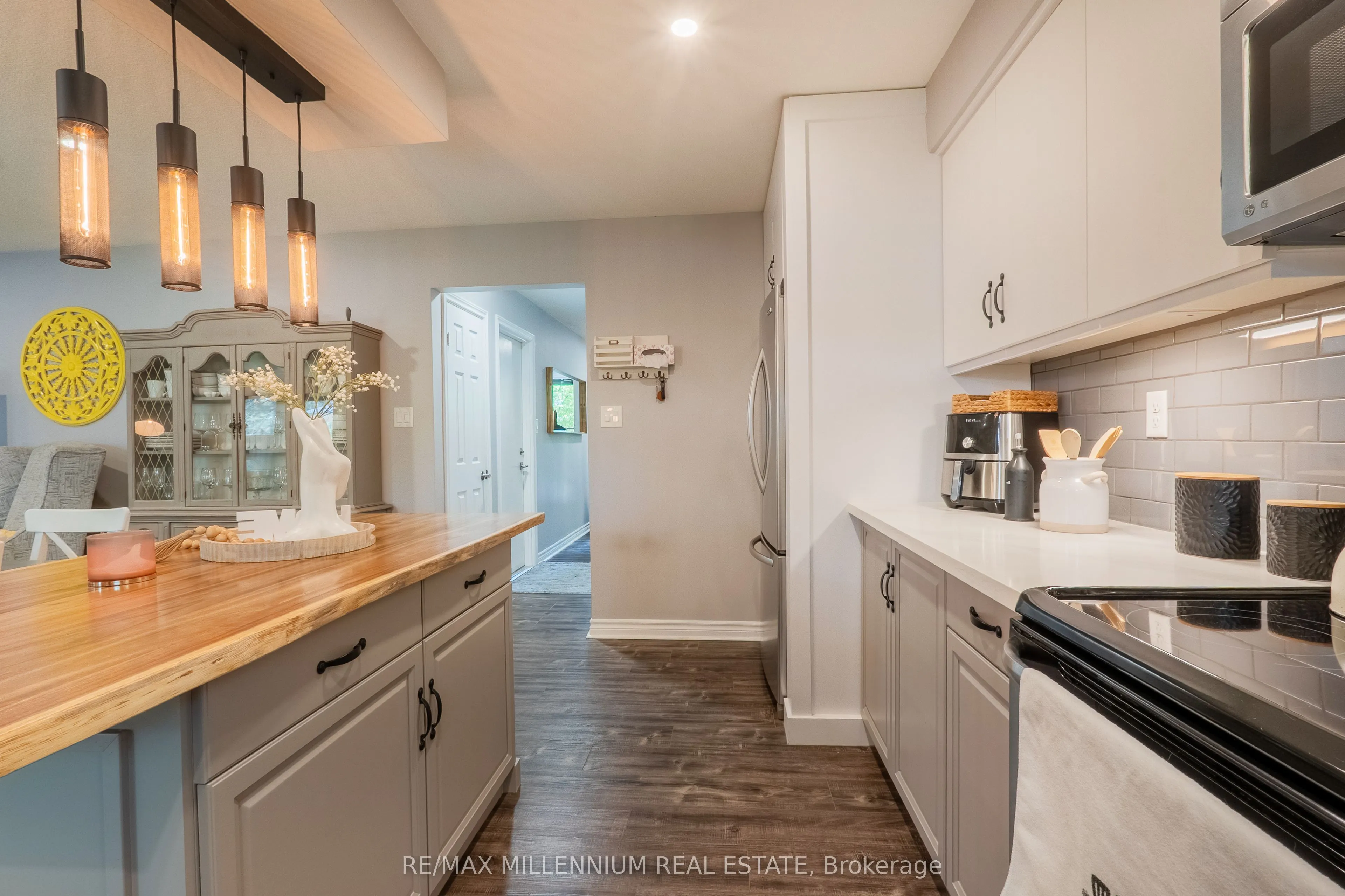 230 Meadowbrook Drive #11