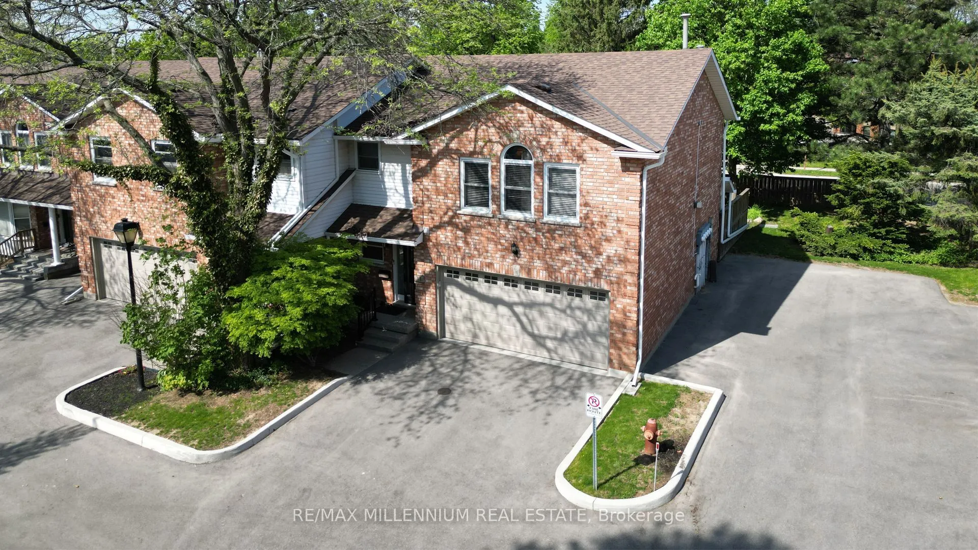 230 Meadowbrook Drive #11