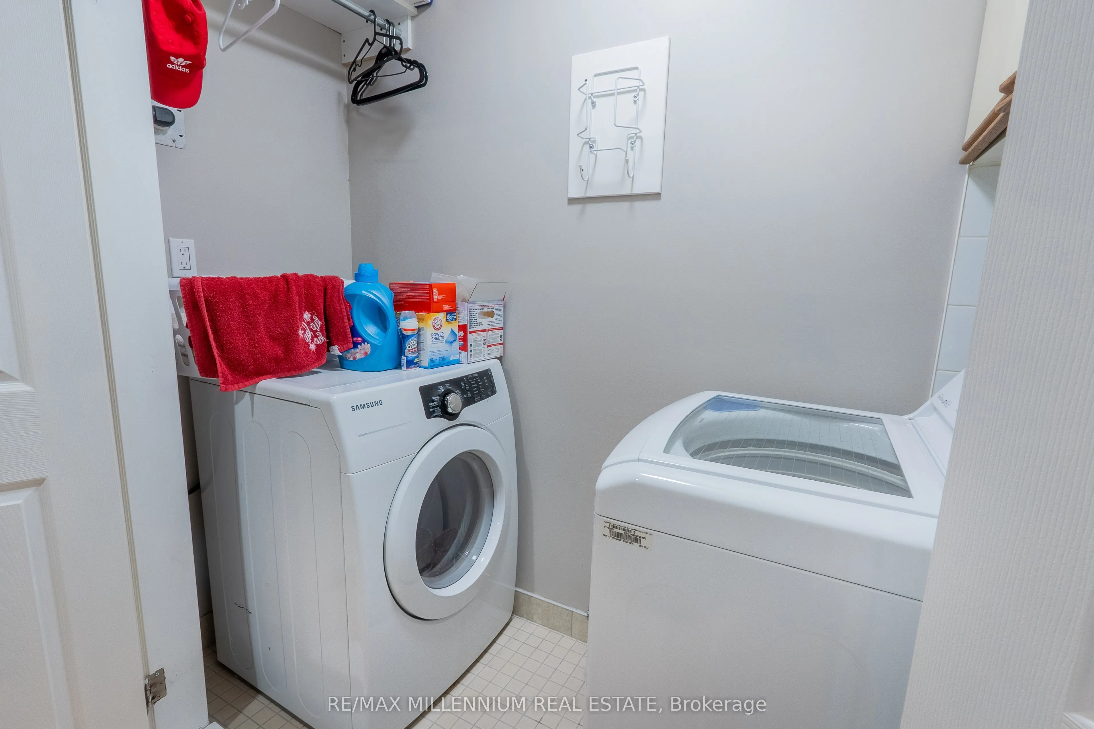 230 Meadowbrook Drive #11