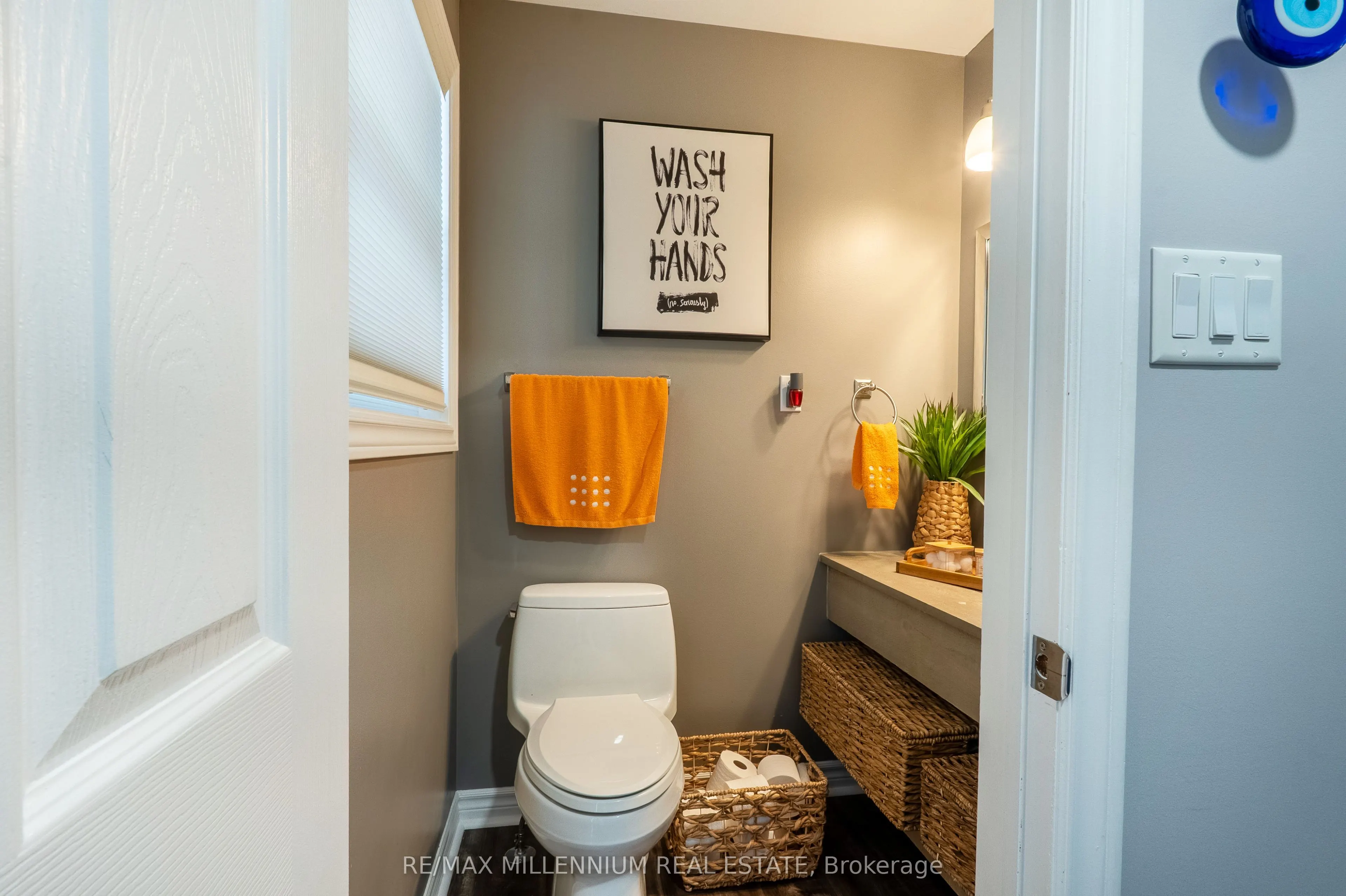 230 Meadowbrook Drive #11