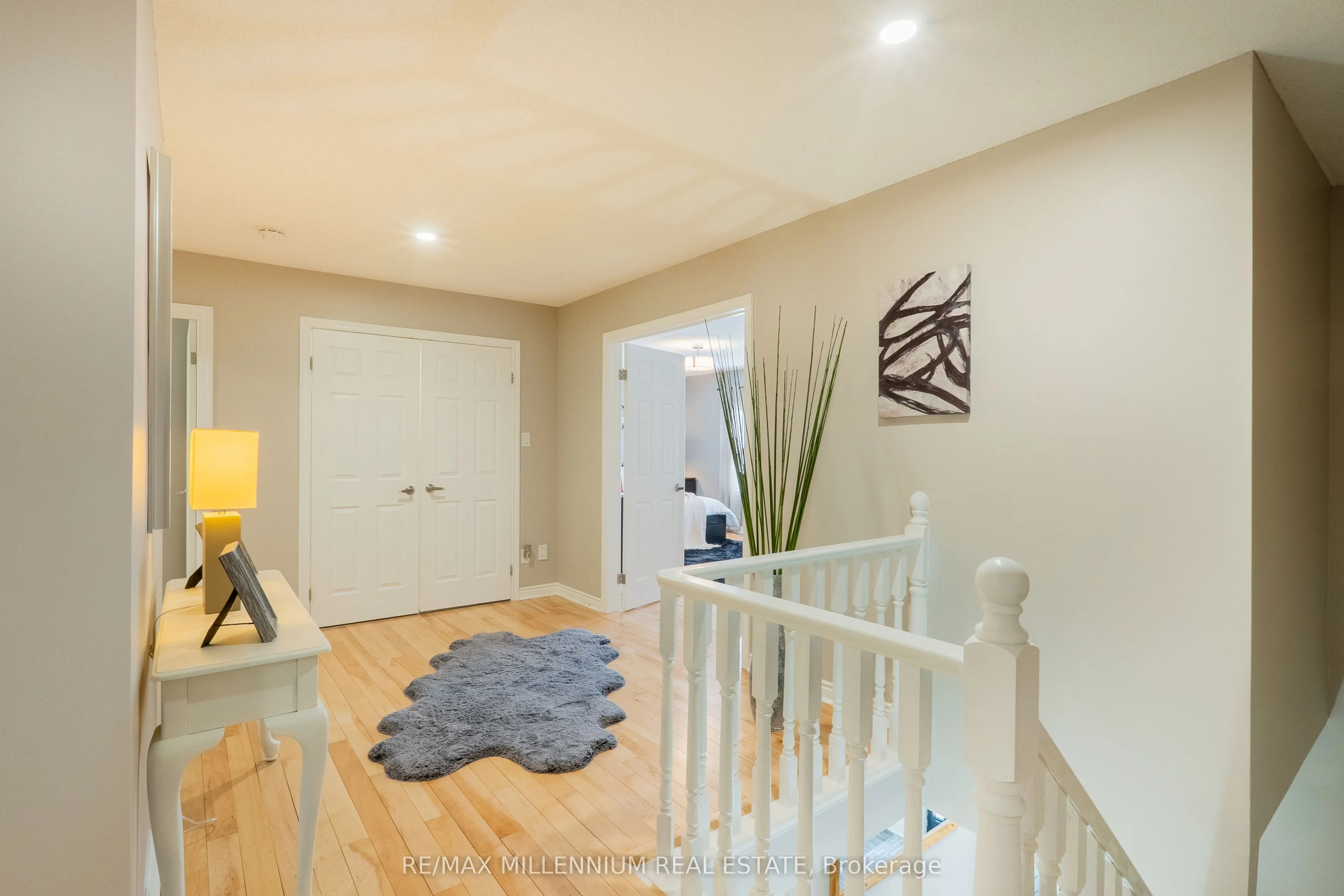 230 Meadowbrook Drive #11