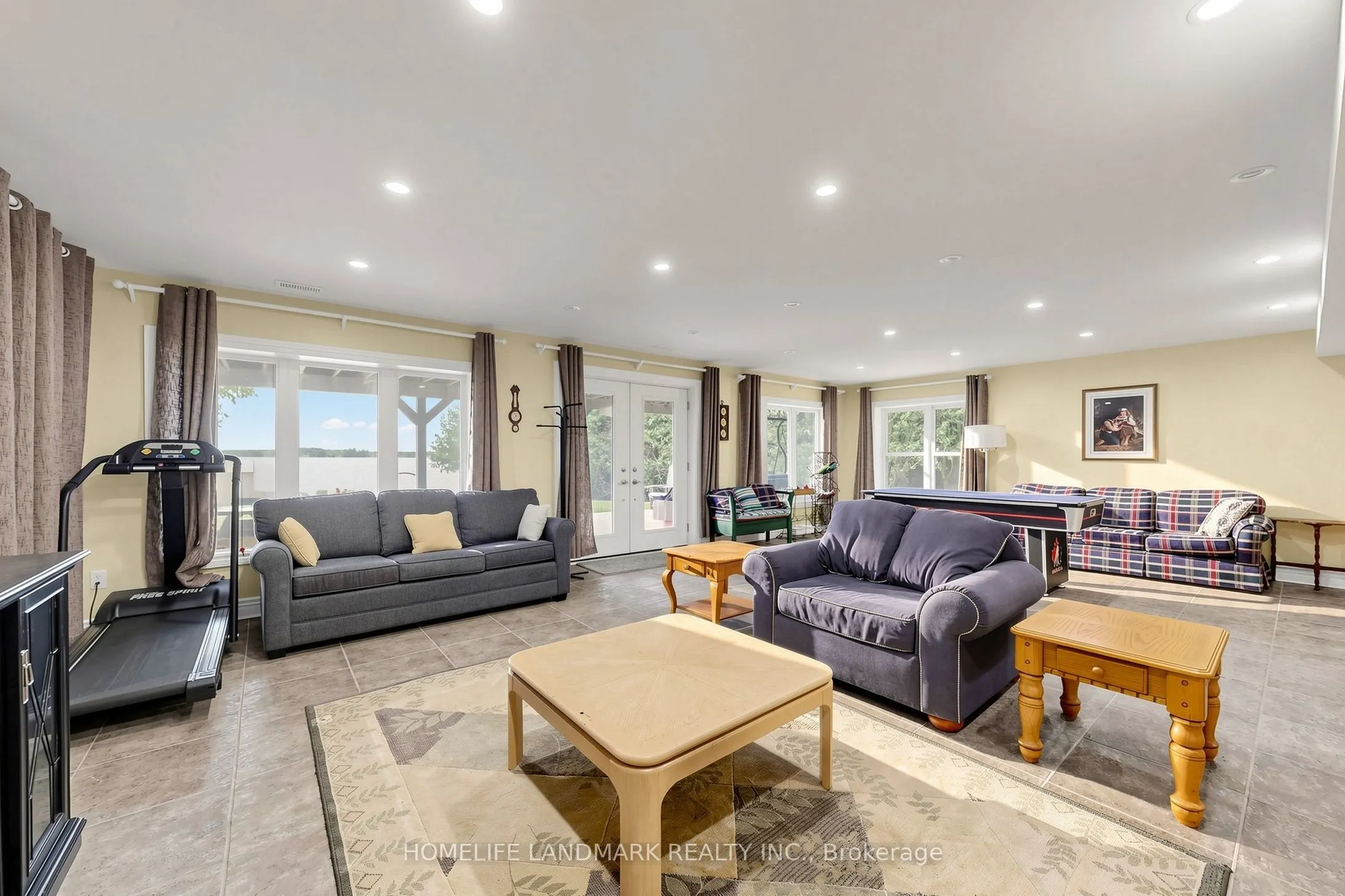 111 Campbell Beach Road