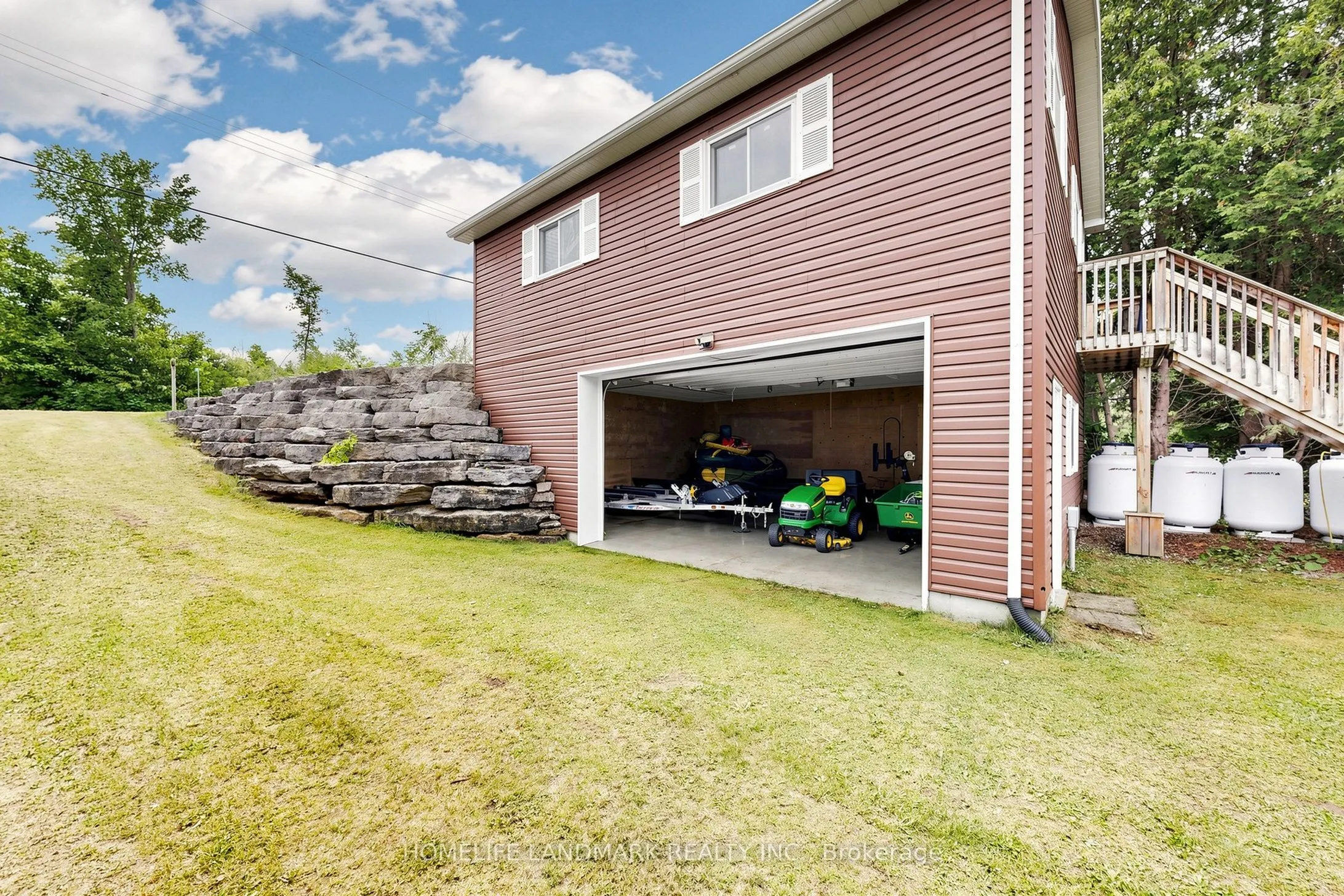 111 Campbell Beach Road