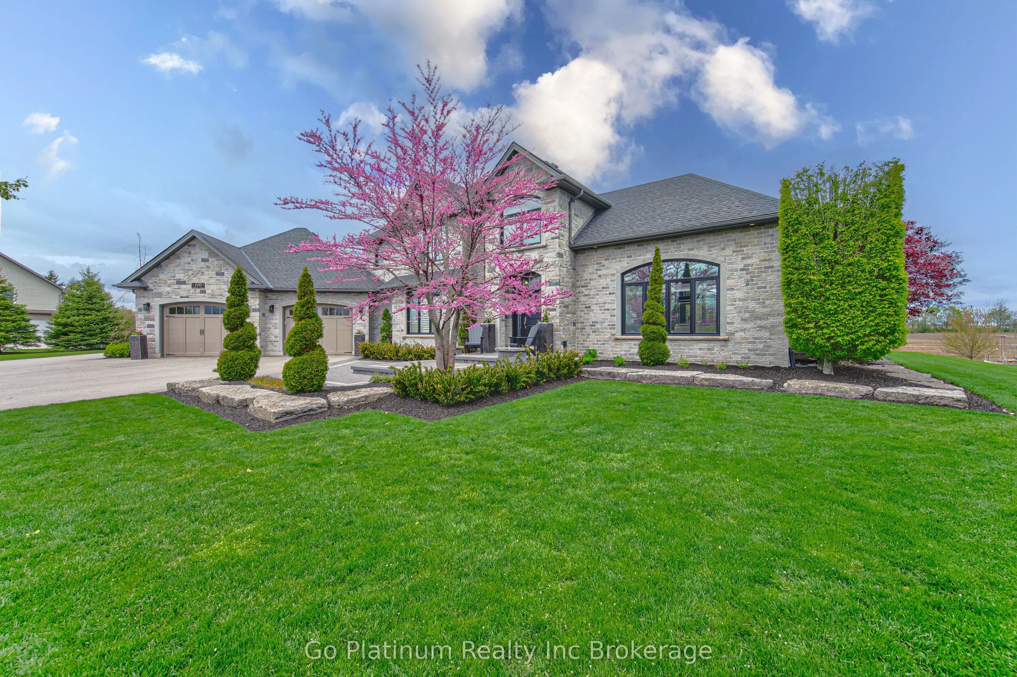 100 Deer Crescent