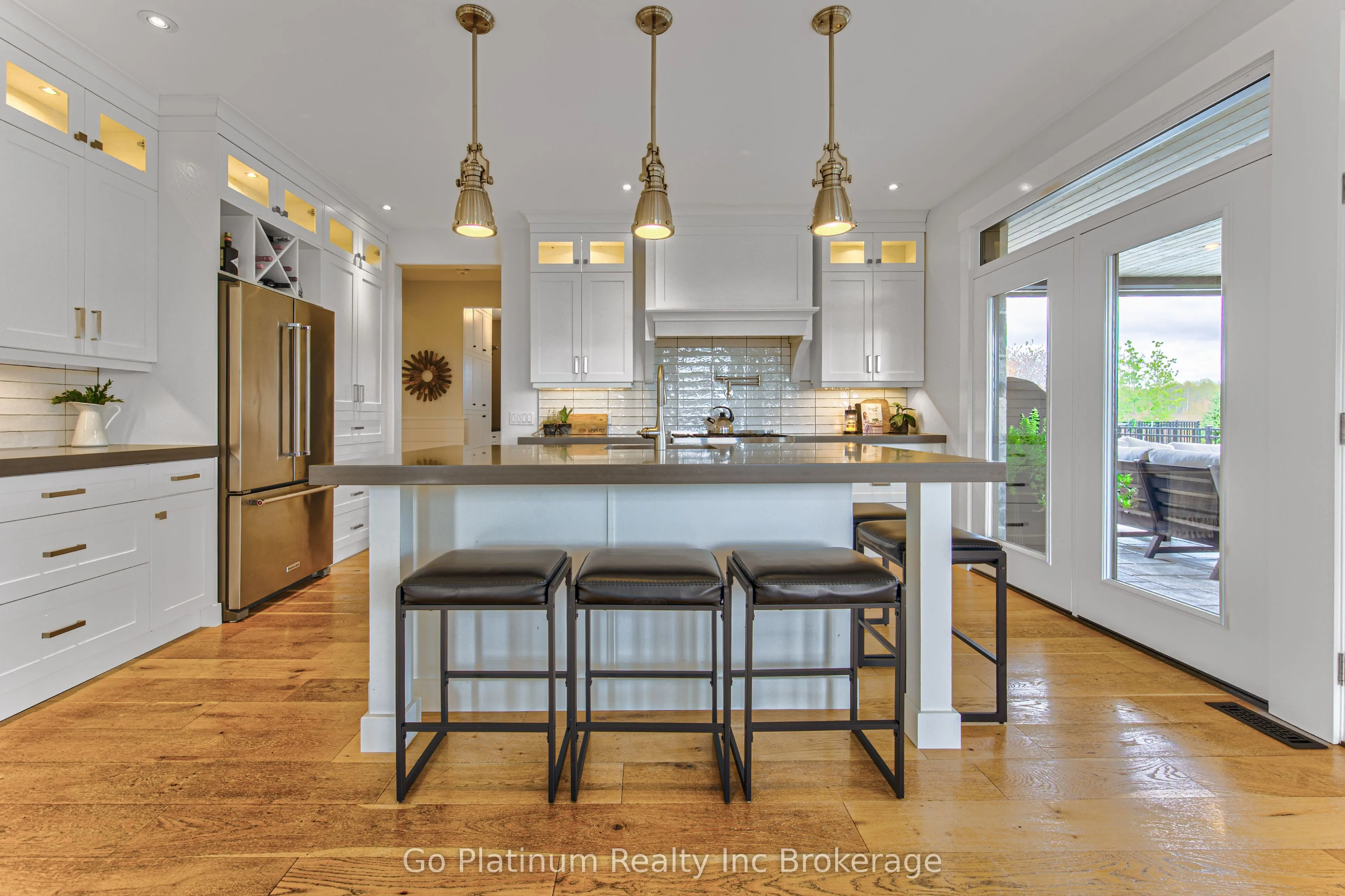 100 Deer Crescent