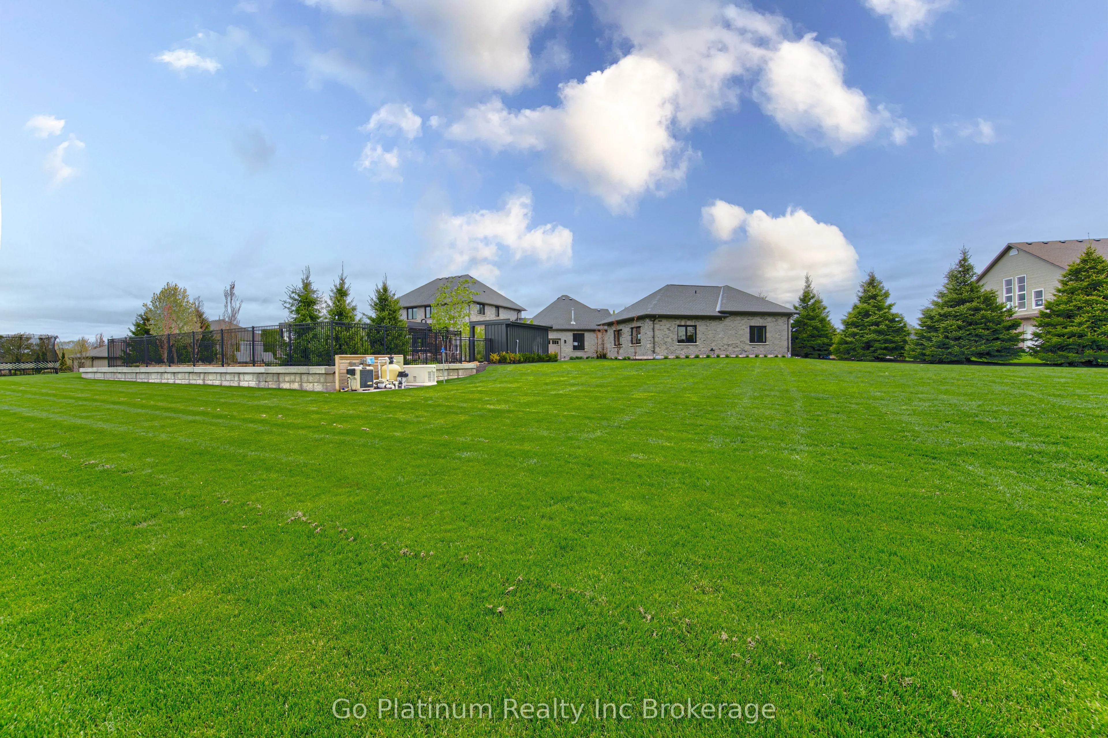 100 Deer Crescent