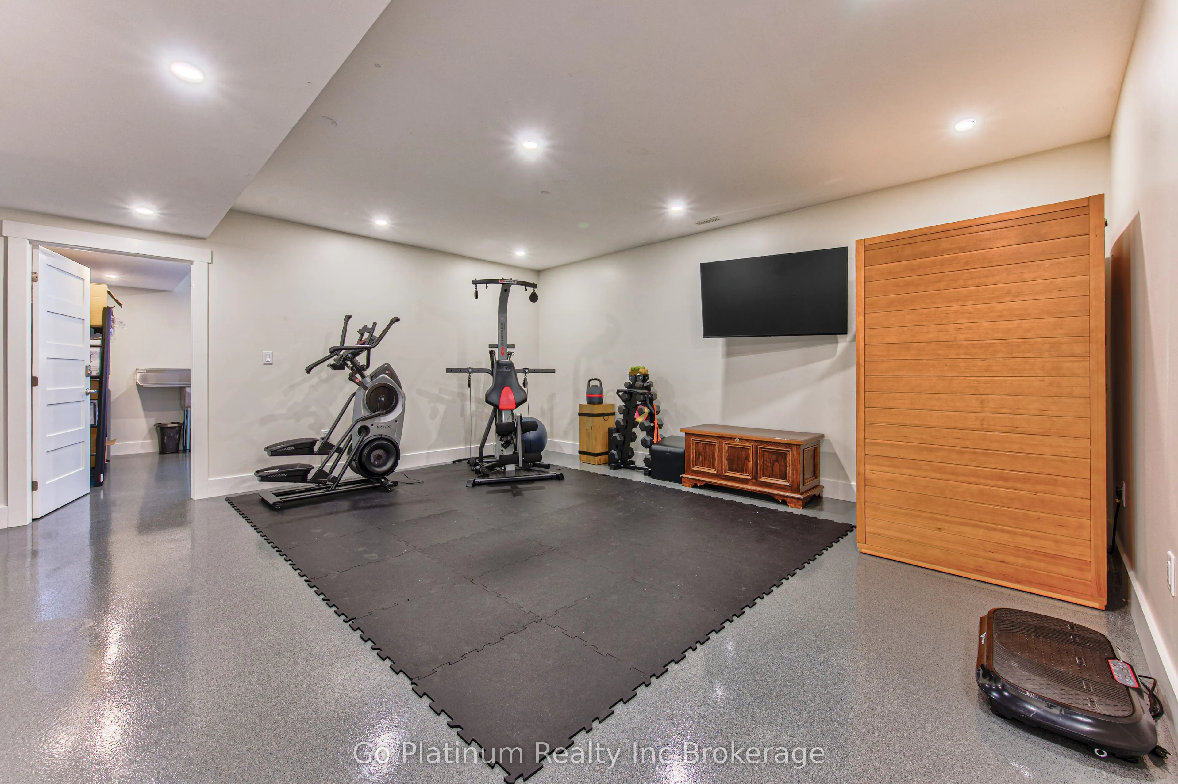 100 Deer Crescent
