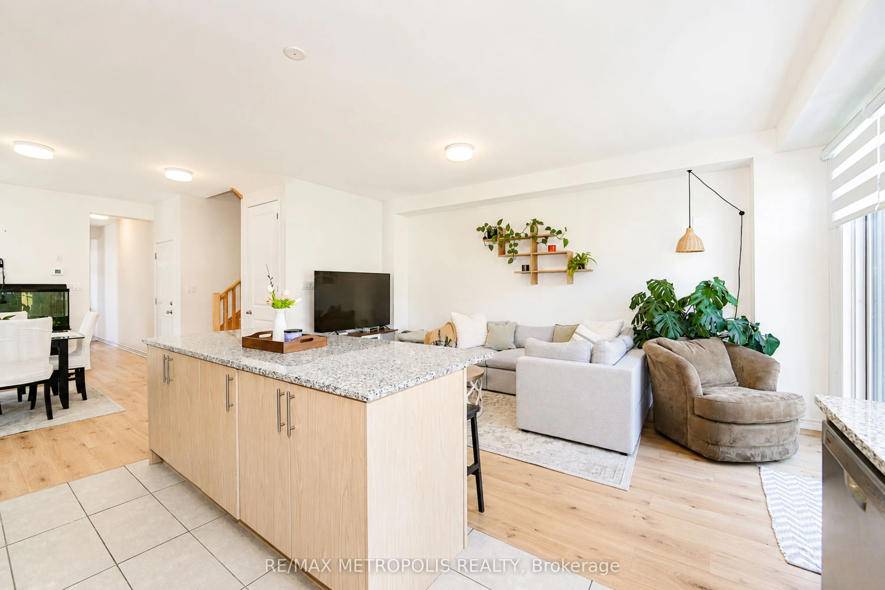 421 TREVOR Street
