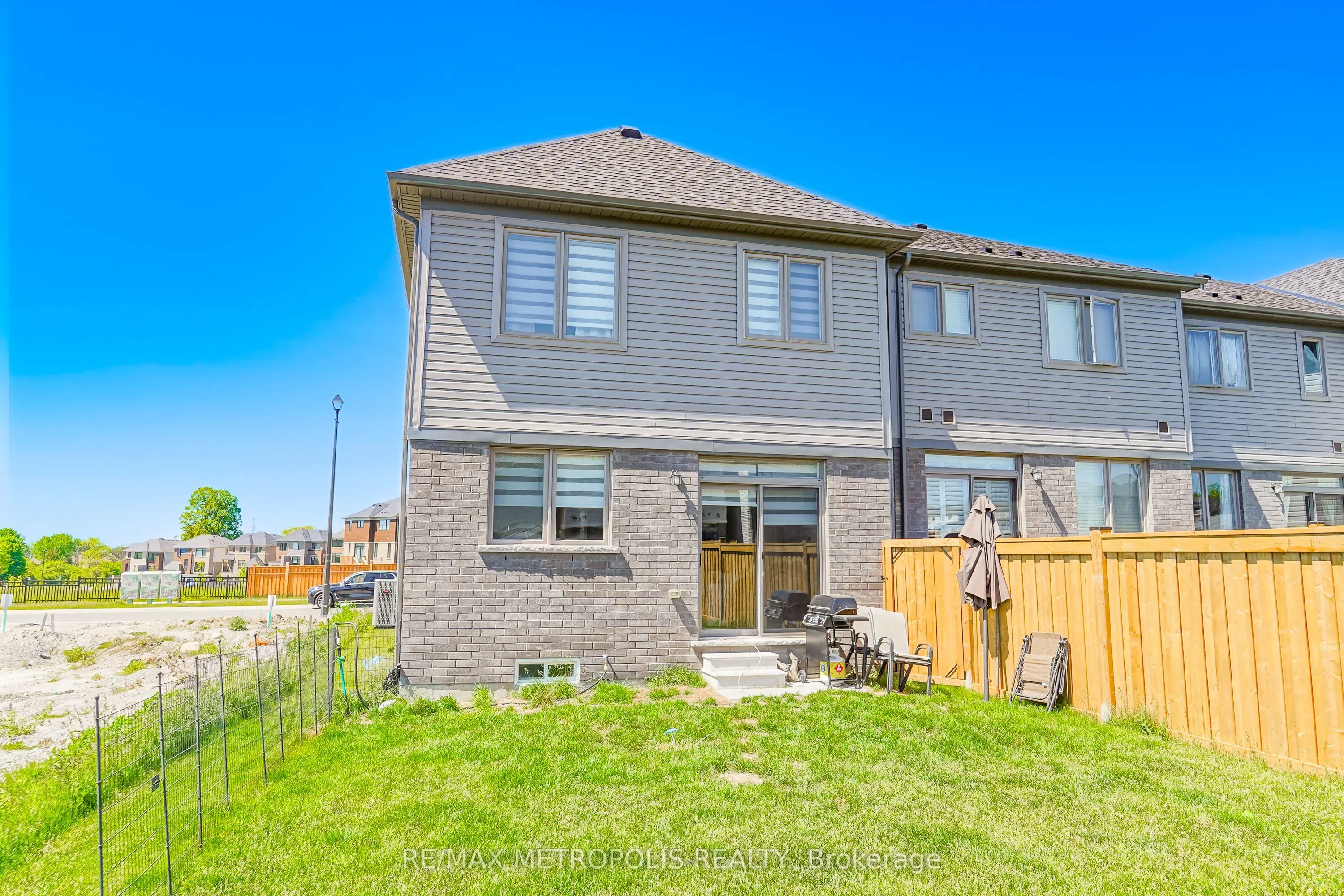 421 TREVOR Street