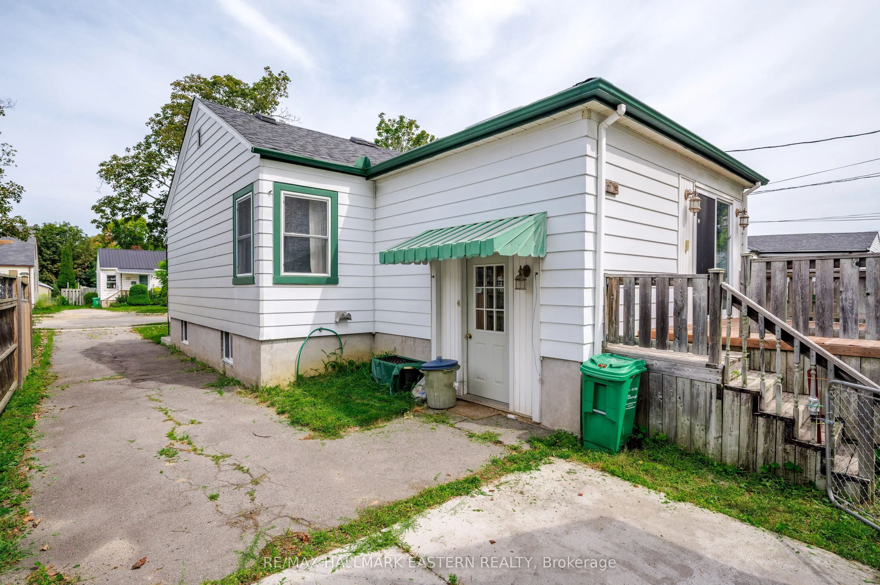 767 Duffus Street