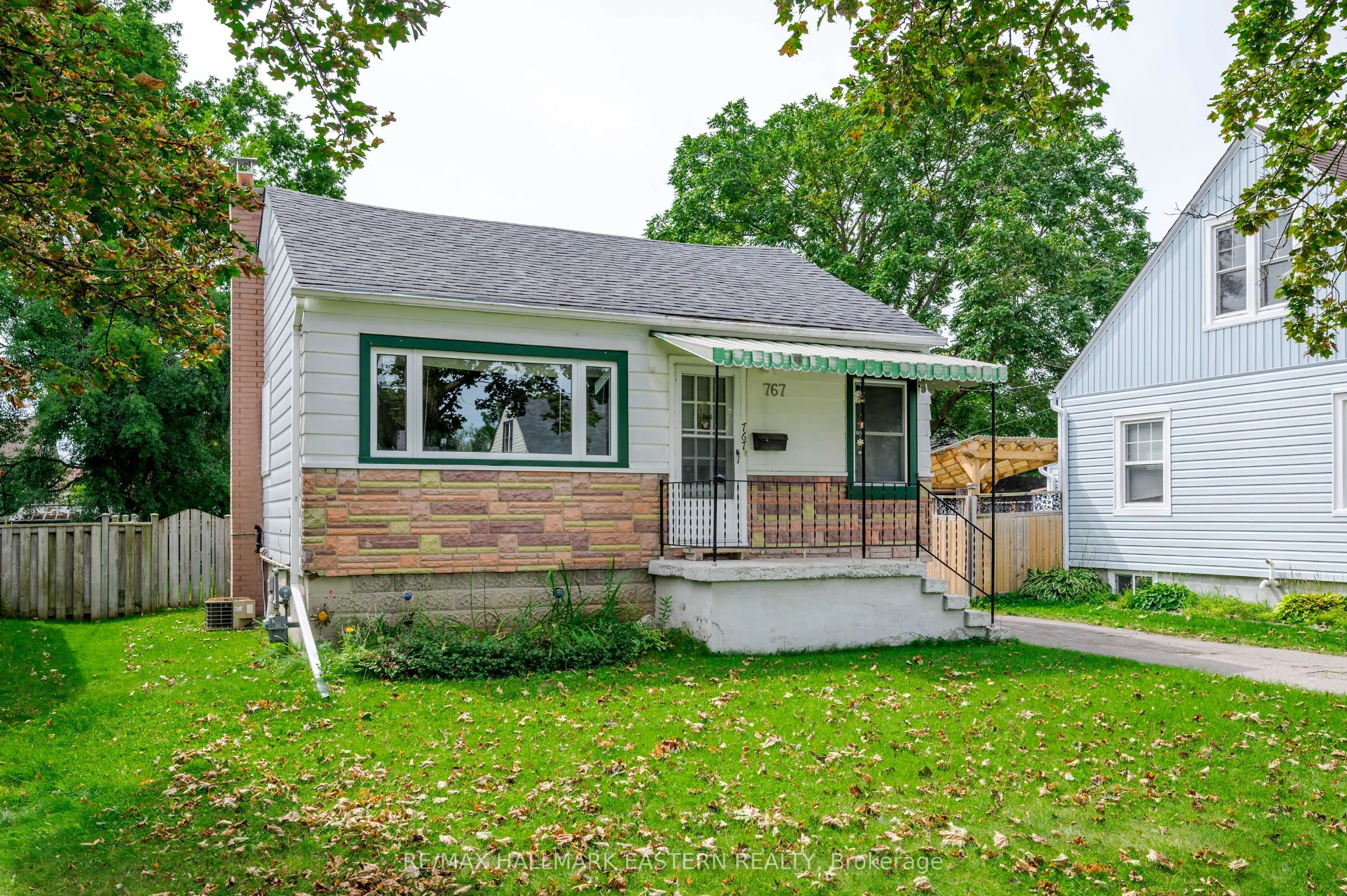 767 Duffus Street