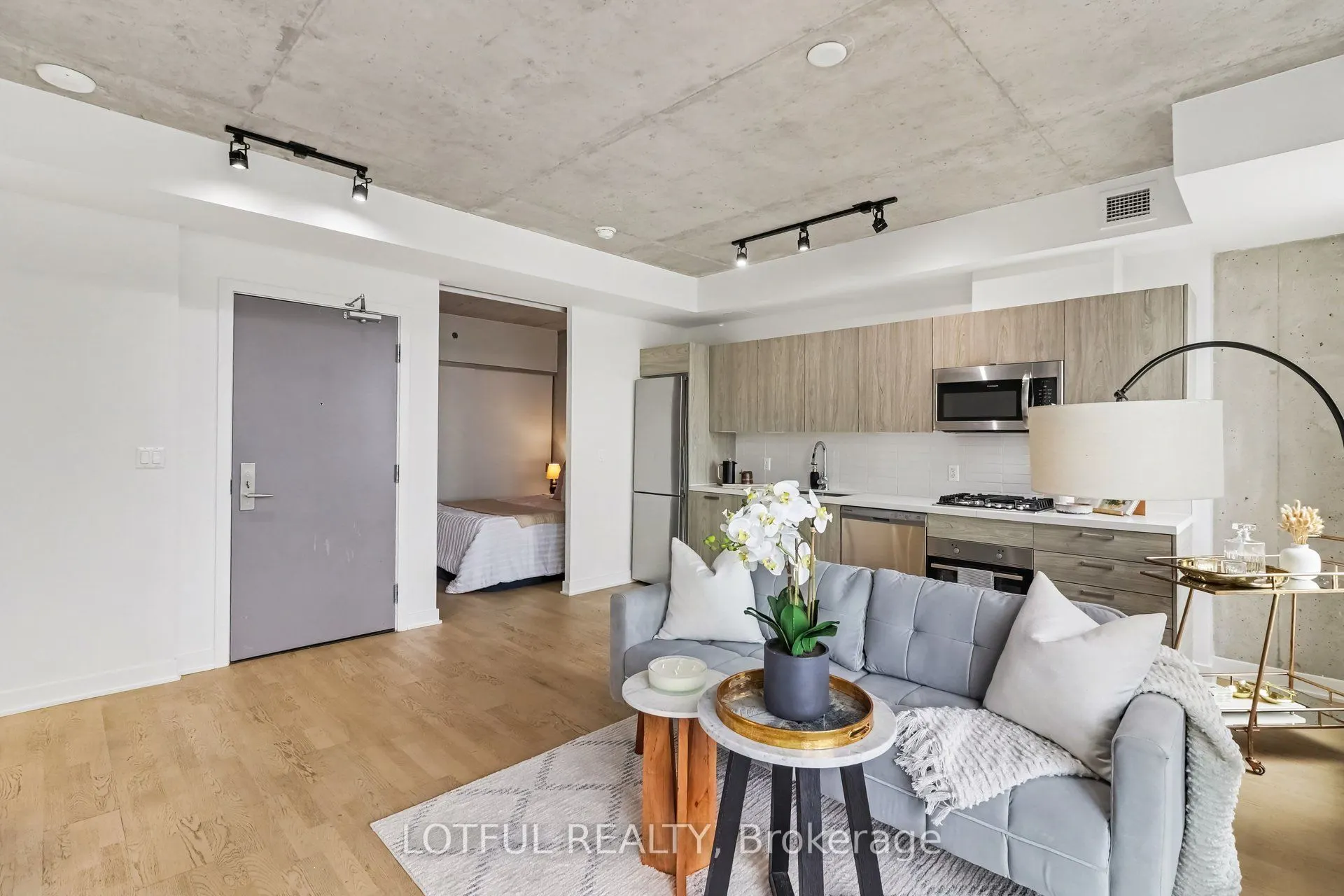 203 Catherine Street #1309