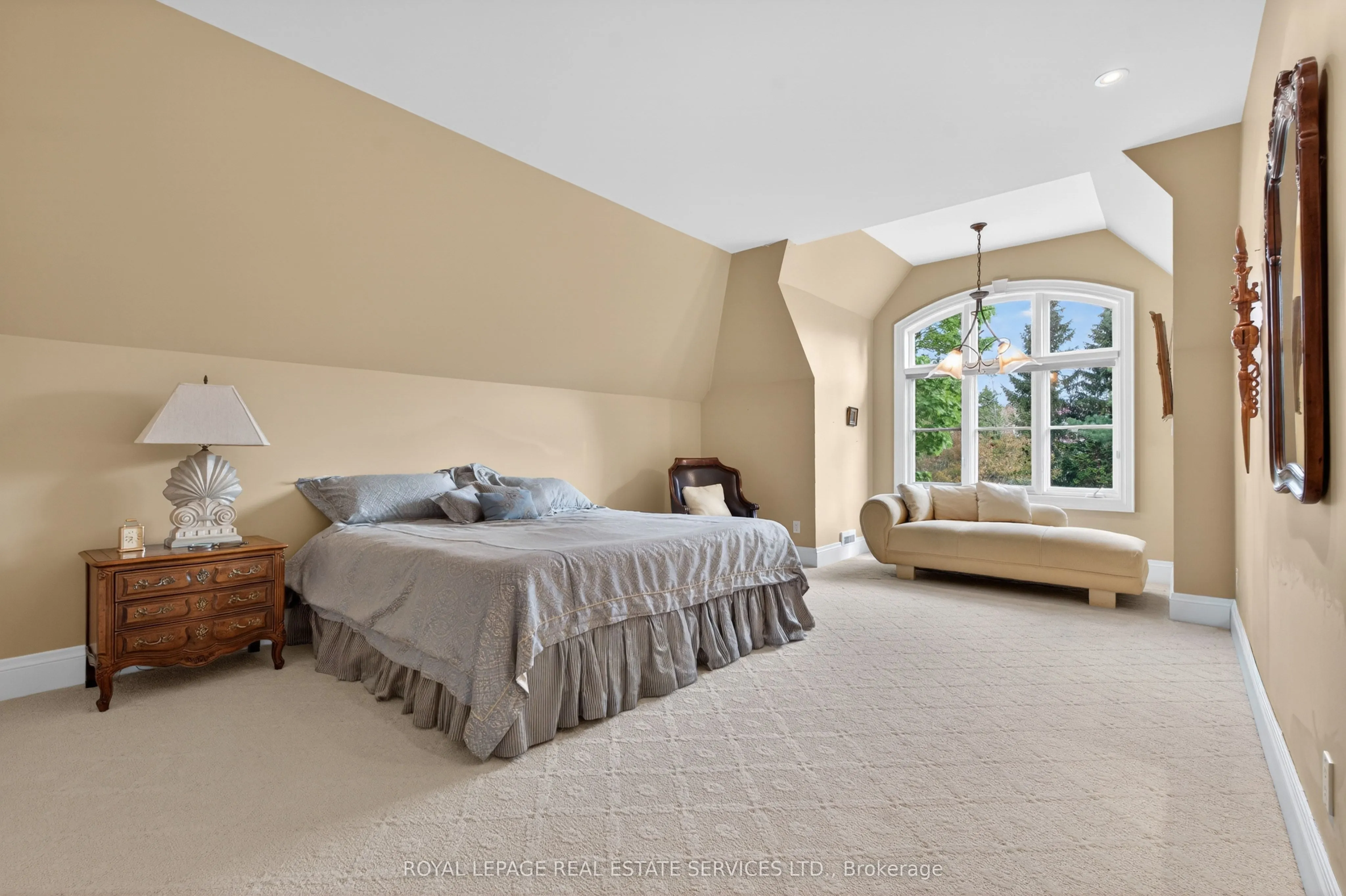 3476 Vinehaven Trail