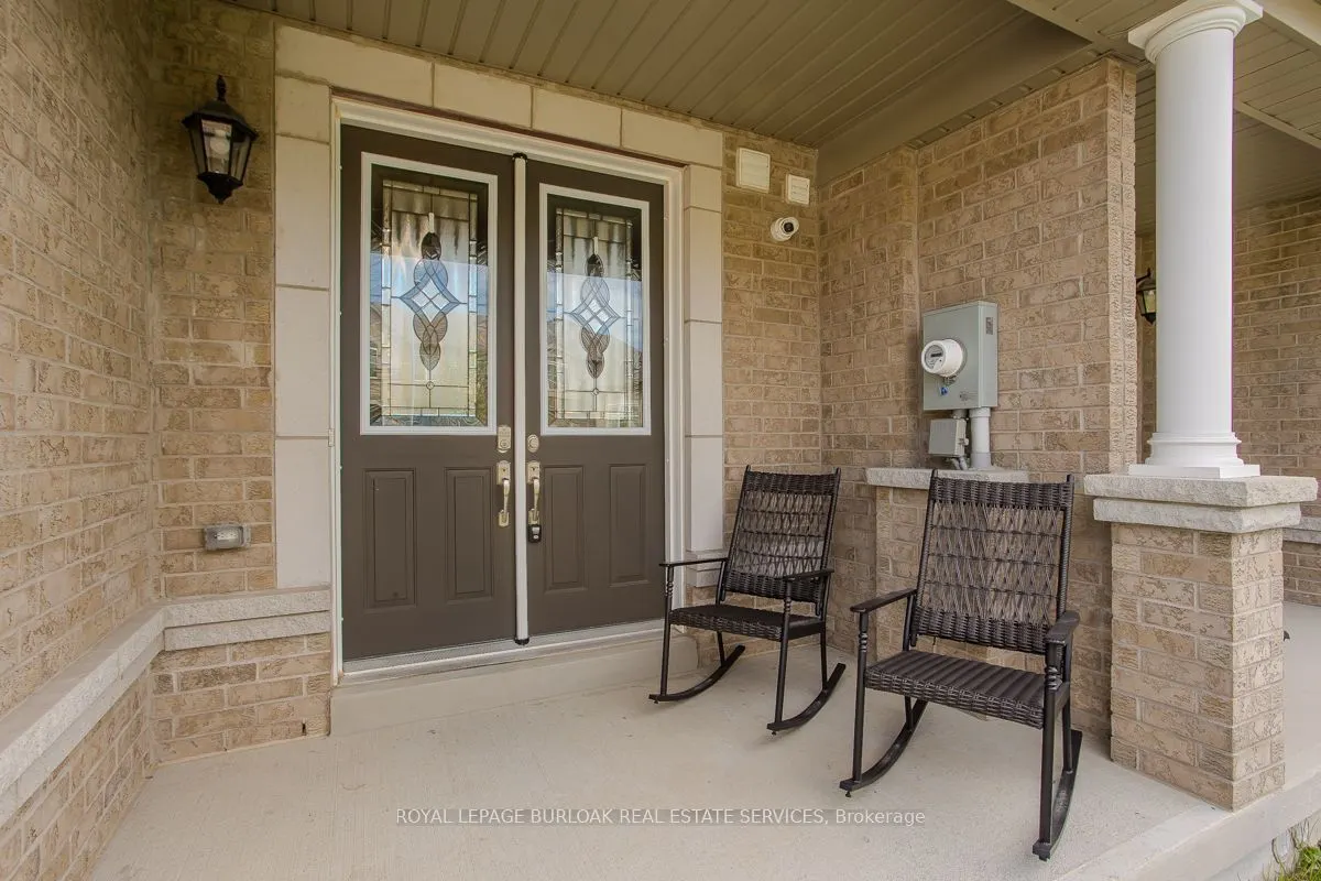 11 Cooley Grove