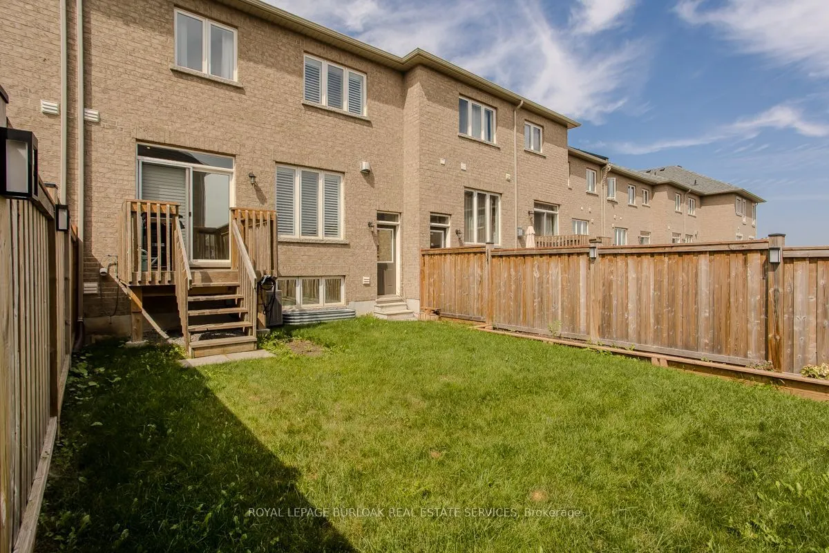 11 Cooley Grove
