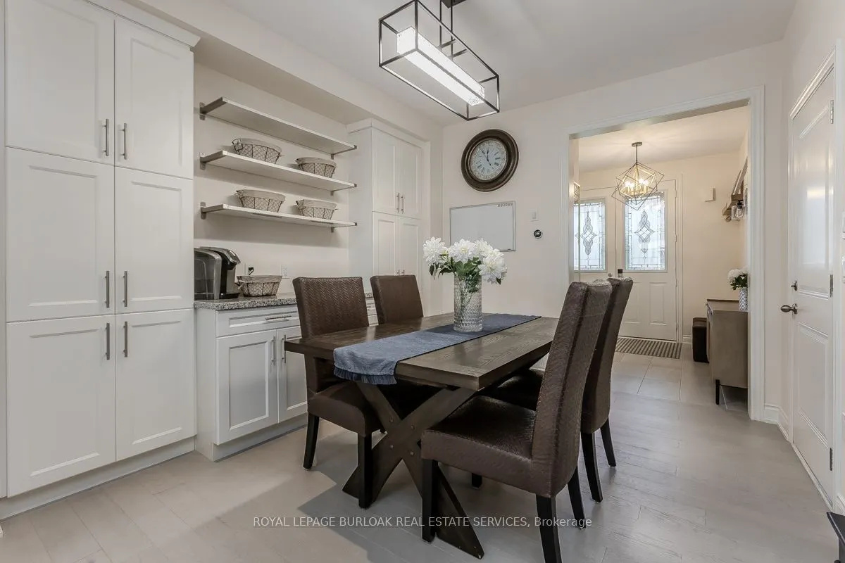 11 Cooley Grove