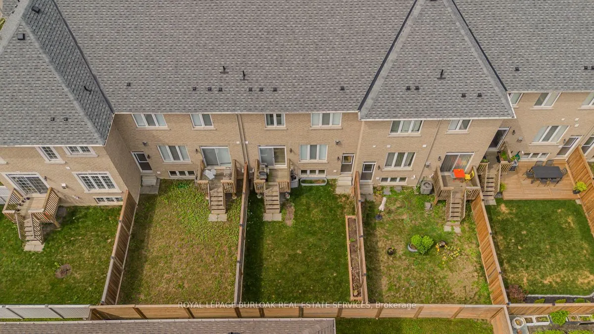 11 Cooley Grove
